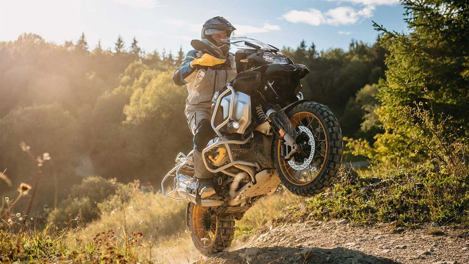 Η BMW έκανε το καλύτερο εξάμηνο πωλήσεων στην ιστορία