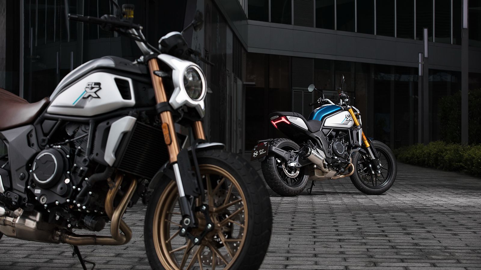 CFMOTO 700CL-X: Έφτασε και η τιμή του σοκάρει! 