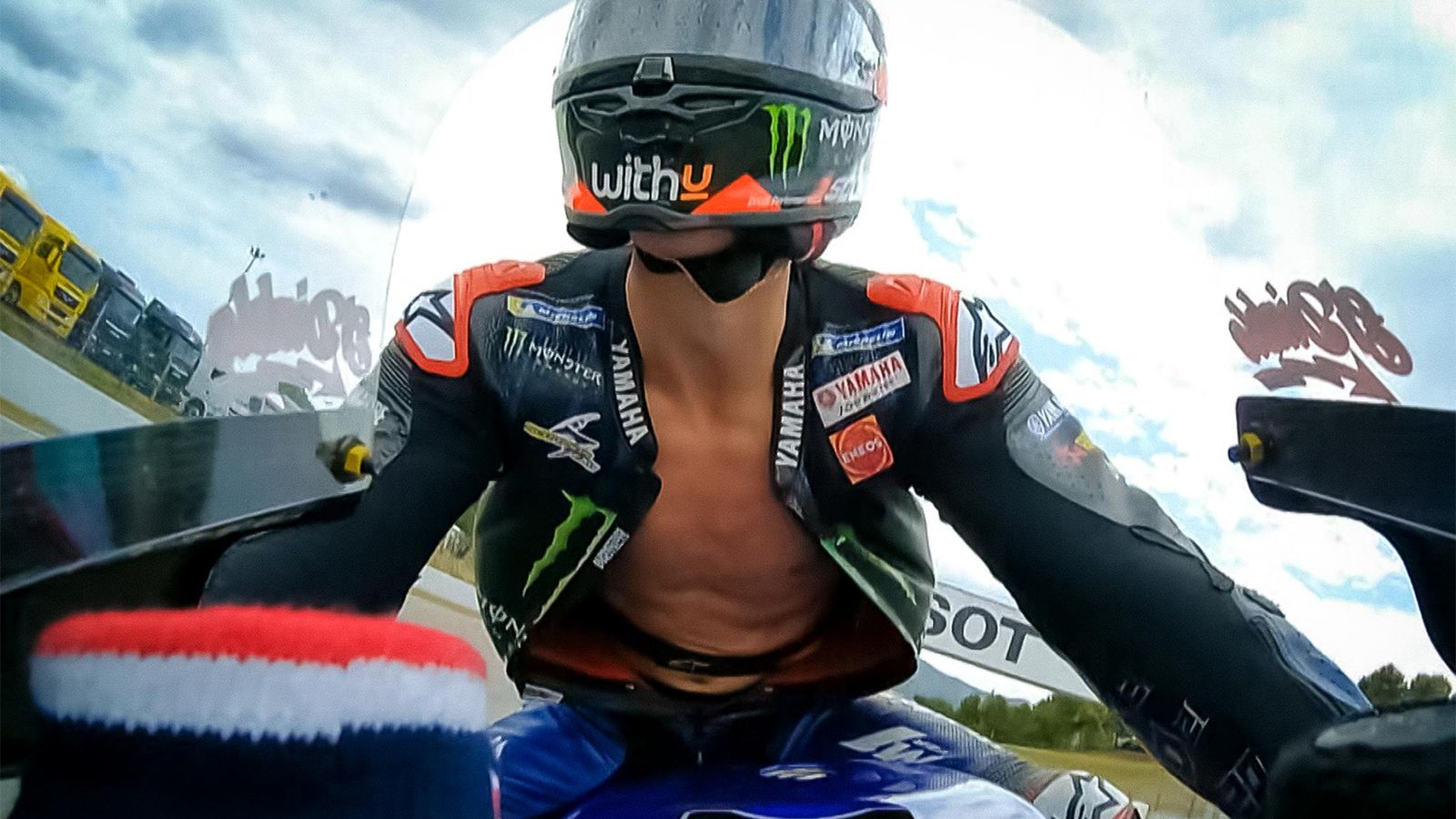 Ένα από τα πλάνα της onboard κάμερας του Fabio Quartararo που δείχνει το πως οδήγησε ο Γάλλος.