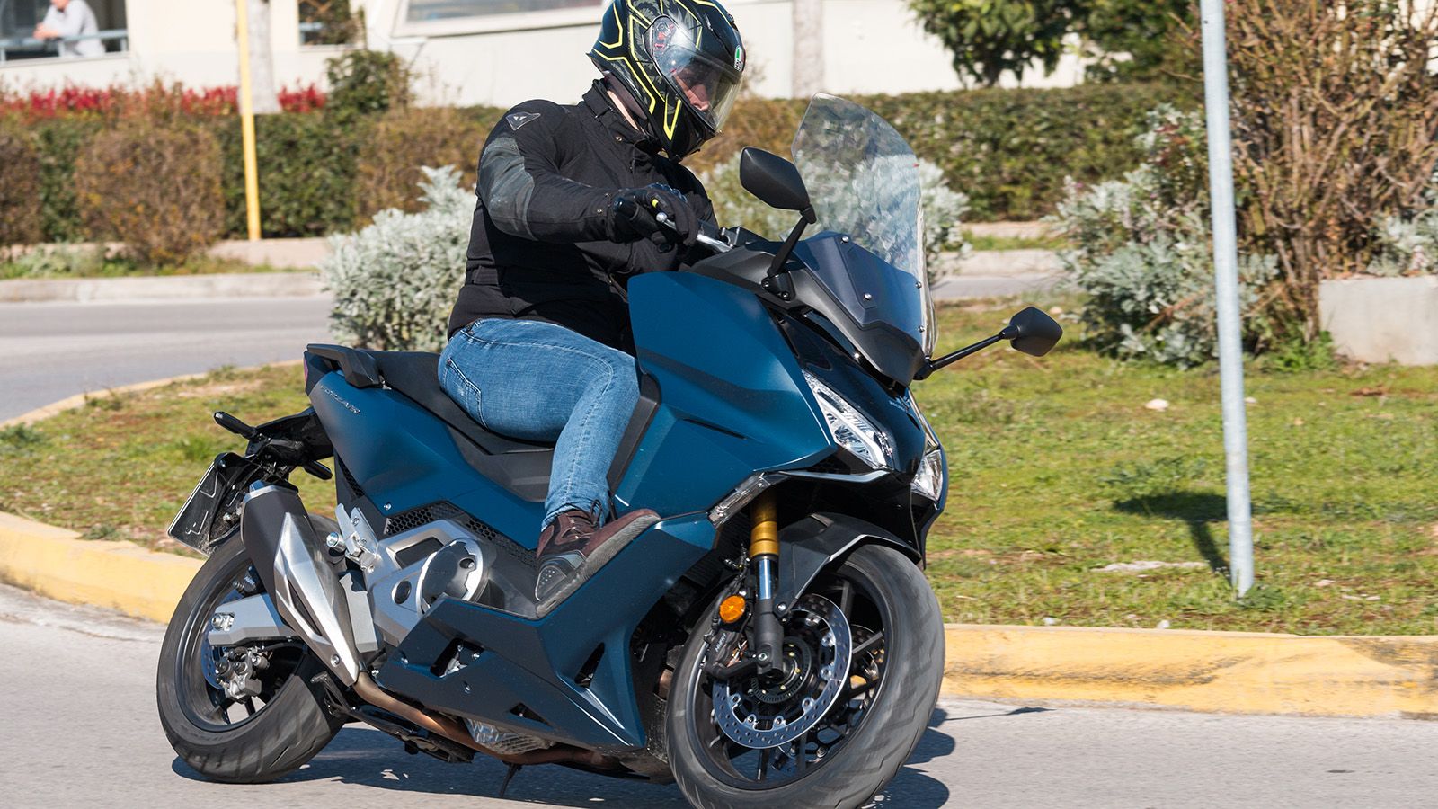 Honda Forza 750 - Test (+video)