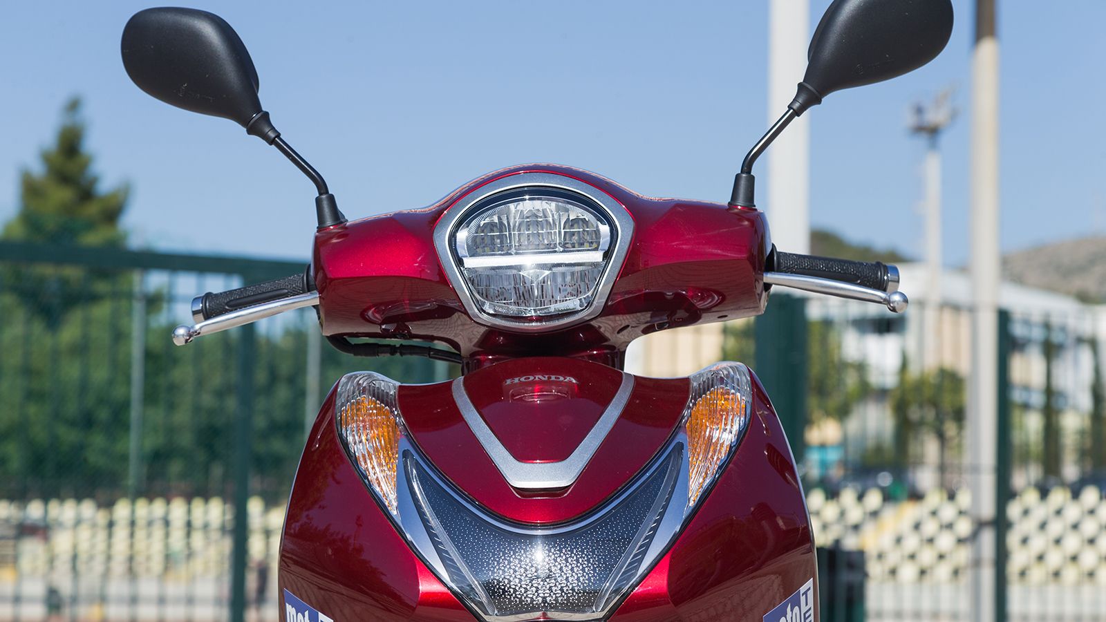 Η προσοχή στην λεπτομέρεια είναι εμφανής, στο εμπρός μέρος του Mode.