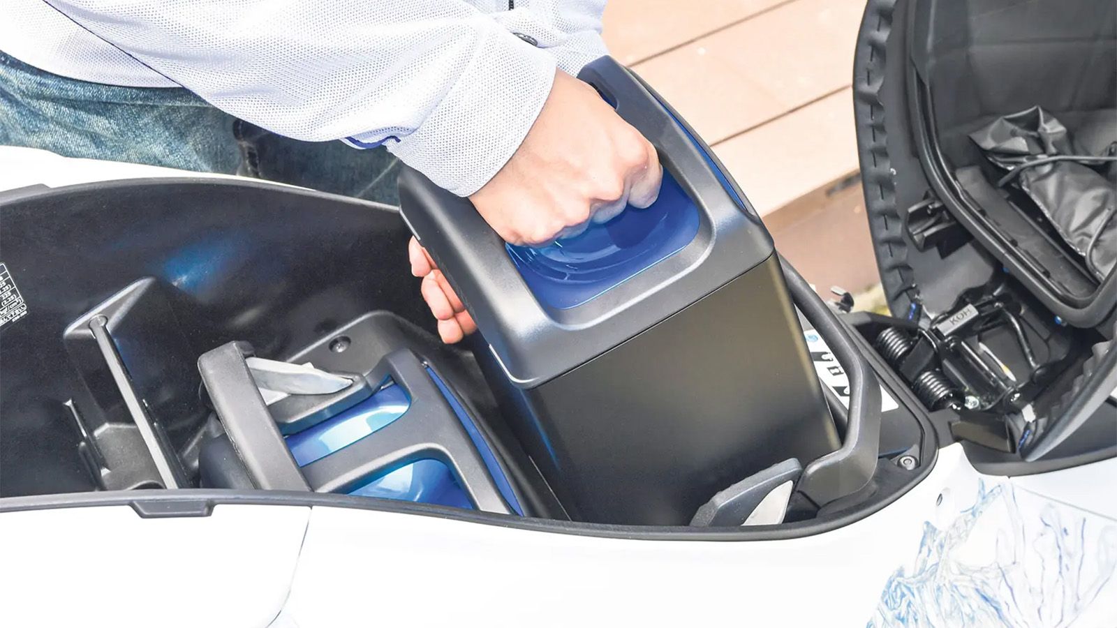 4 κολοσσοί της μοτοβιομηχανίας ξεκινούν μια σημαντική κοινοπραξία για το μέλλον της ηλεκτροκίνησης.