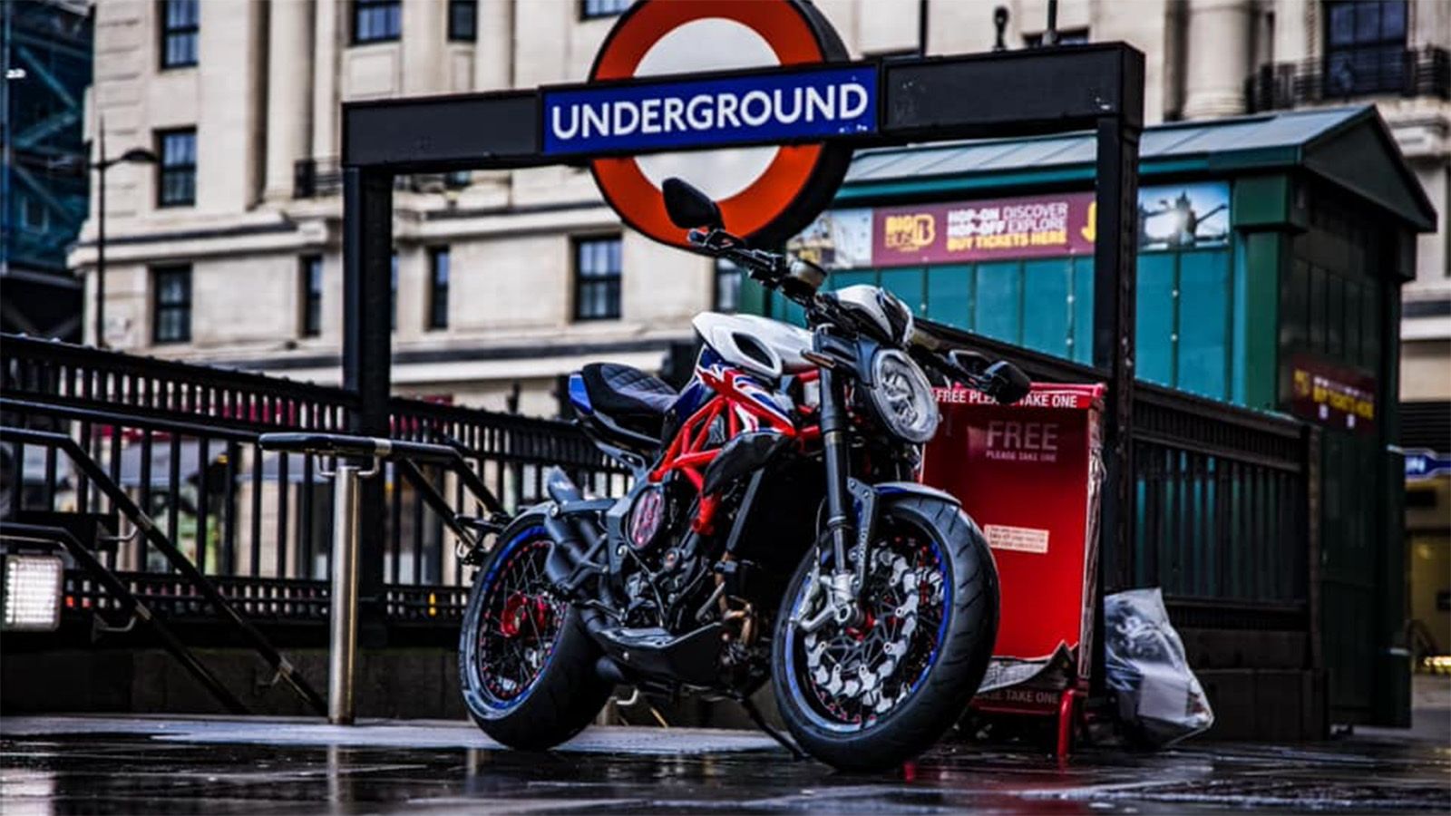 Αυτή είναι η MV Agusta Dragster London Special.