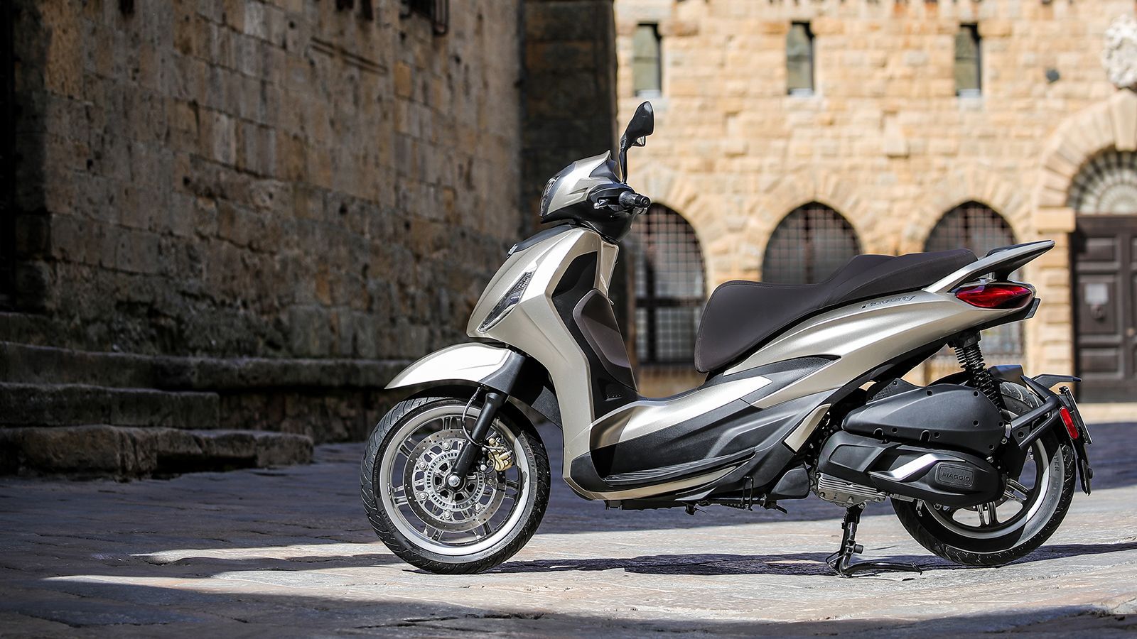 To νέο για το 2021, Piaggio Beverly 300