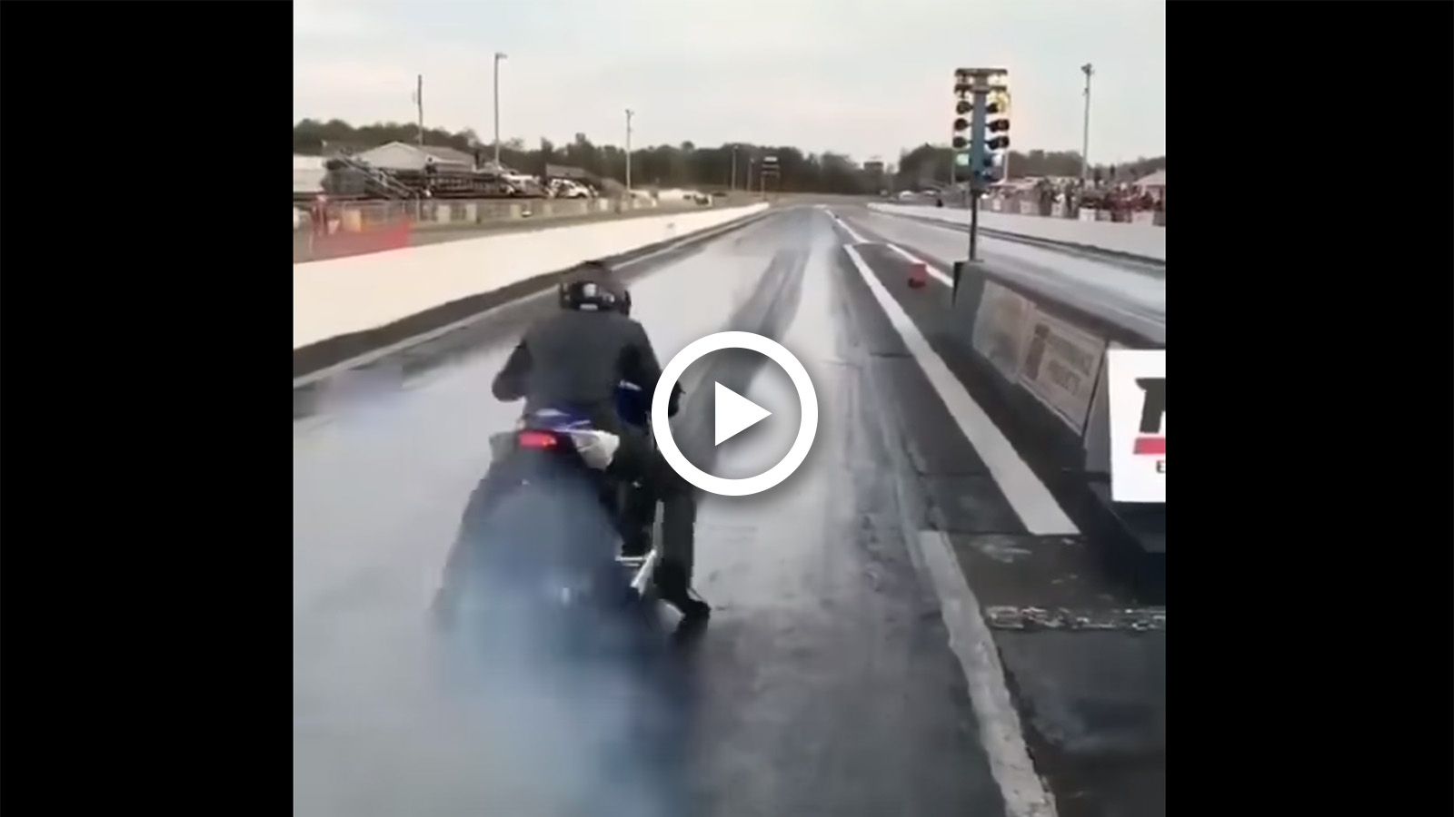 VIDEO: Ανοιξε γκάζι και... πέταξε το Gixxer!