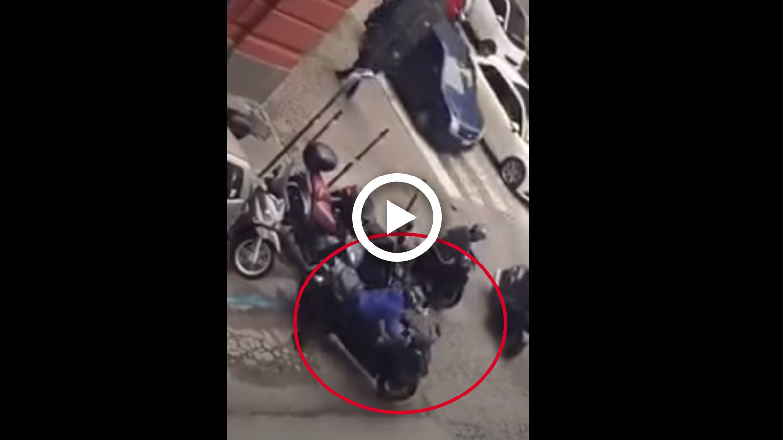 VIDEO: Κλοπή ενός TMAX μέρα μεσημέρι!