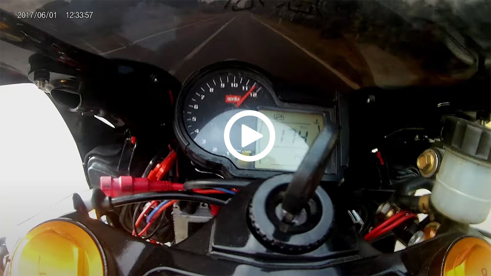 VIDEO: Πιάνεις 180 χλμ/ώρα με... 125 κυβικά;