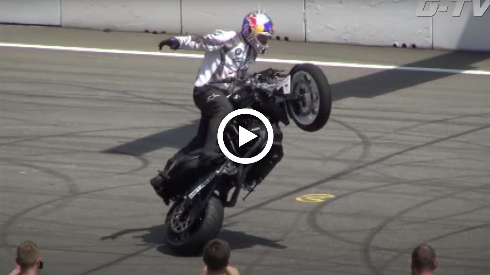 VIDEO: O Chris Pfeiffer κάνει «ζεϊμπεκιές» στο Hockenheim