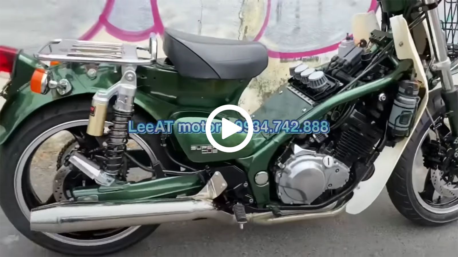 VIDEO: 4κύλινδρο παπί για να κάνεις το γρηγορότερο delivery