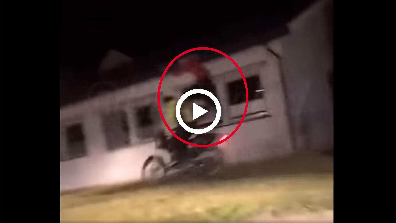 VIDEO: Και... πέταξε ο συνεπιβάτης!