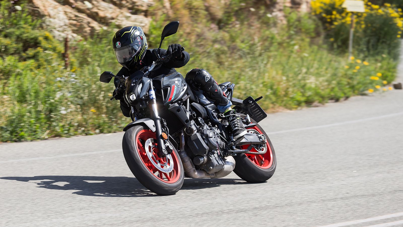 Yamaha MT-07 2021 Test
