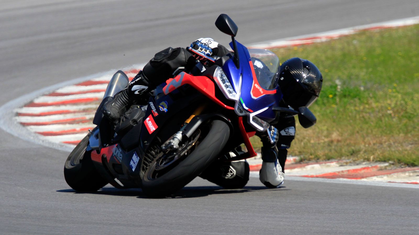 Aprilia RSV4 Factory 2022 - Test στην πίστα των Σερρών