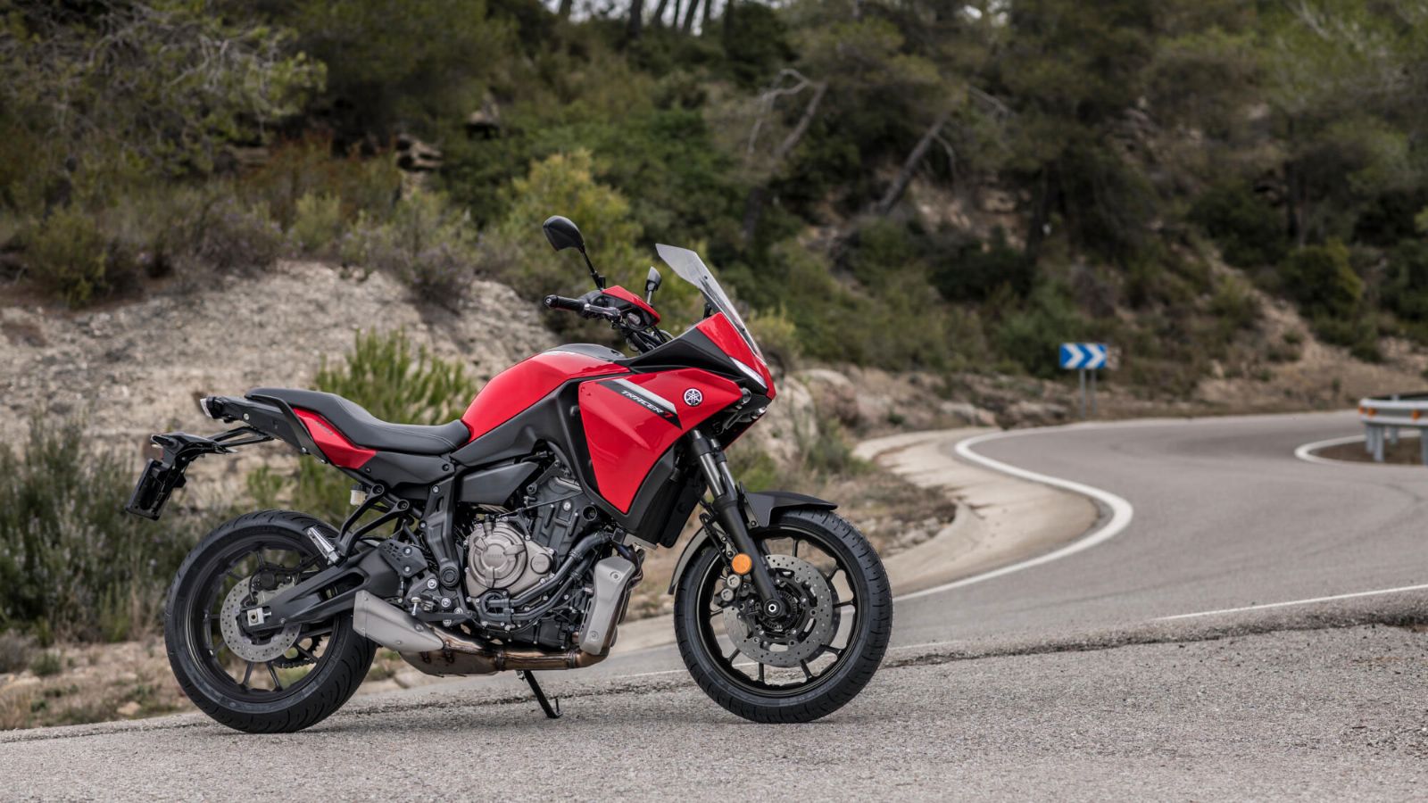 Yamaha Tracer 7: Τουρισμός με CP2 κινητήρα