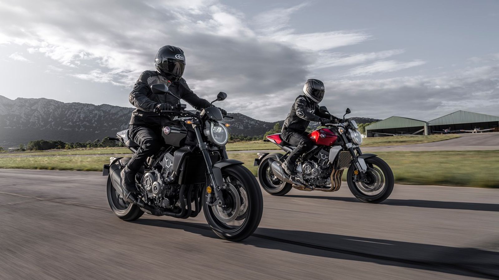 Promoto Ginossatis: Ετοιμοπαράδοτα τα CB 1000R και CBR 500R