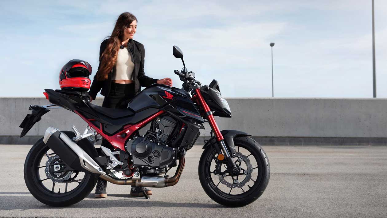 Honda CB750 Hornet: Αυτή είναι η τιμή του