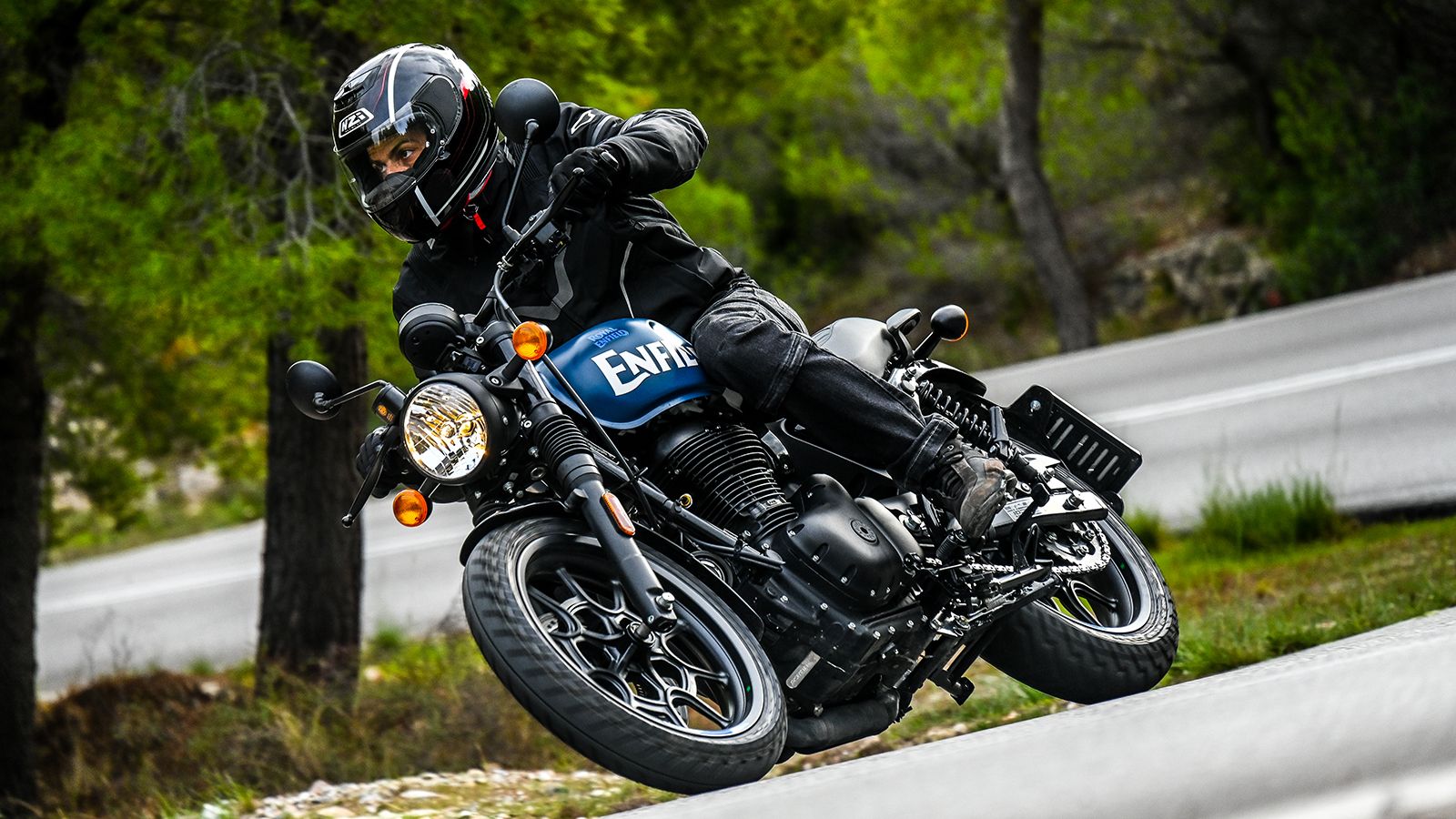 Royal Enfield HNTR 350: Πρώτη επαφή
