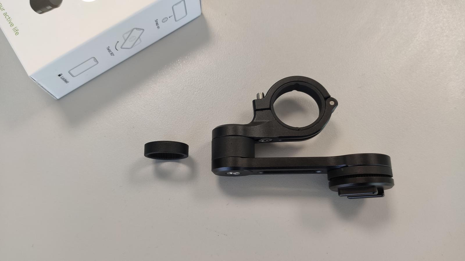 Ο δακτύλιος επέκτασης των 10 mm που παρέχεται στη συσκευασία.