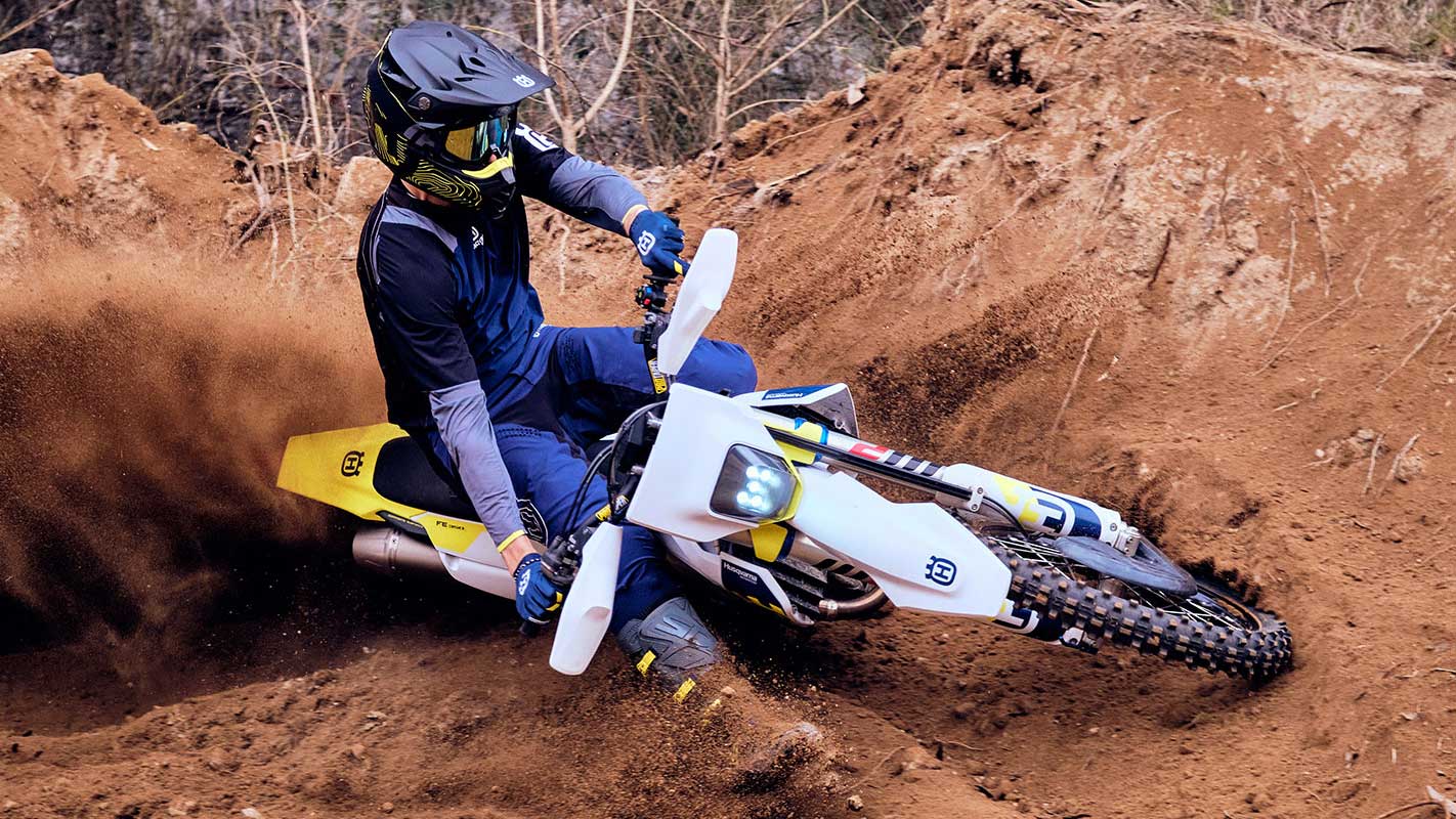 Νέα σεζόν με νέα μοτοσυκλέτα