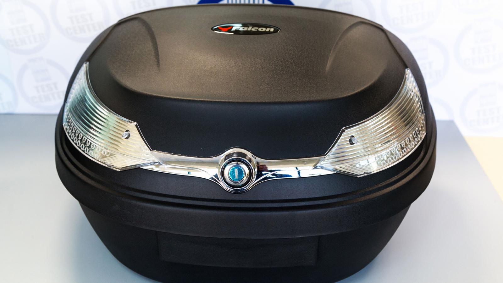 Test top case Falcon F-51N: Από τις πιο προσιτές βαλίτσες στα 51 λίτρα