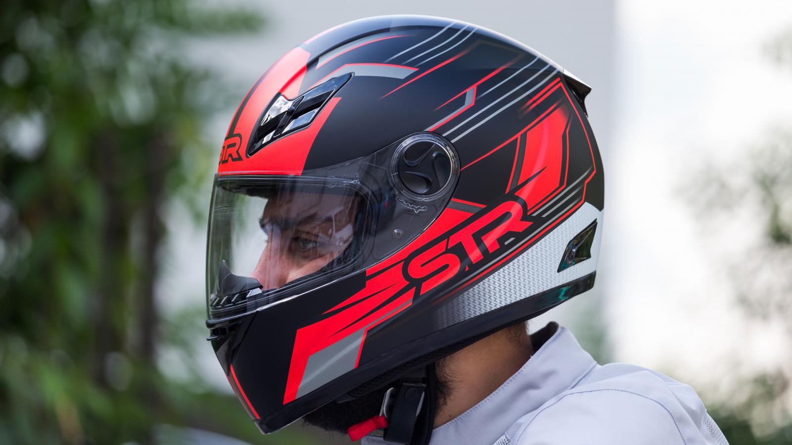 Test STR Bullet: Αεροδυναμικό design και μοντέρνα εμφάνιση