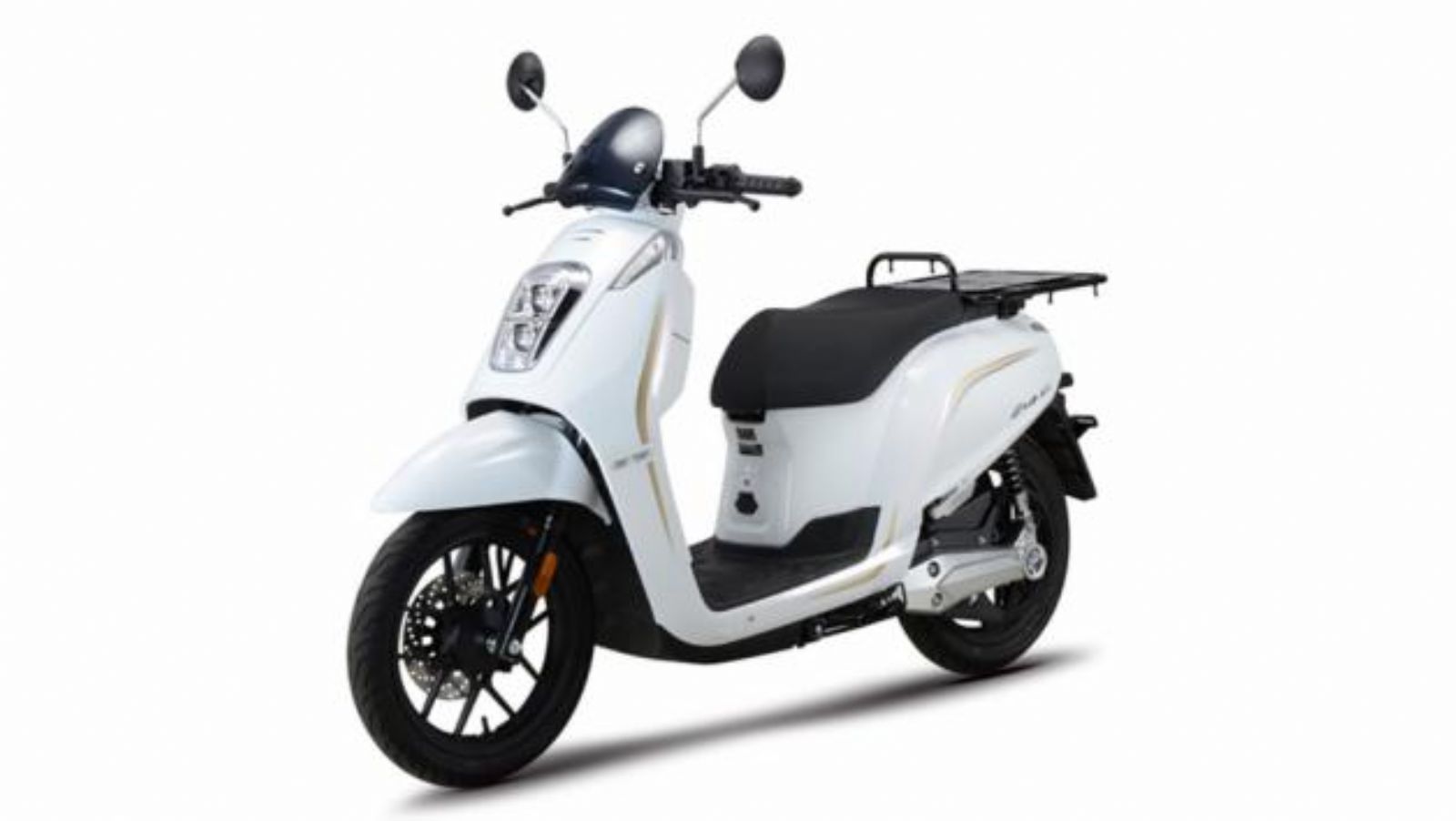 300 ευρώ επιδότηση μπαταρίας: Γίνεται το ηλεκτρικό εναλλακτική για τον επαγγελματία;