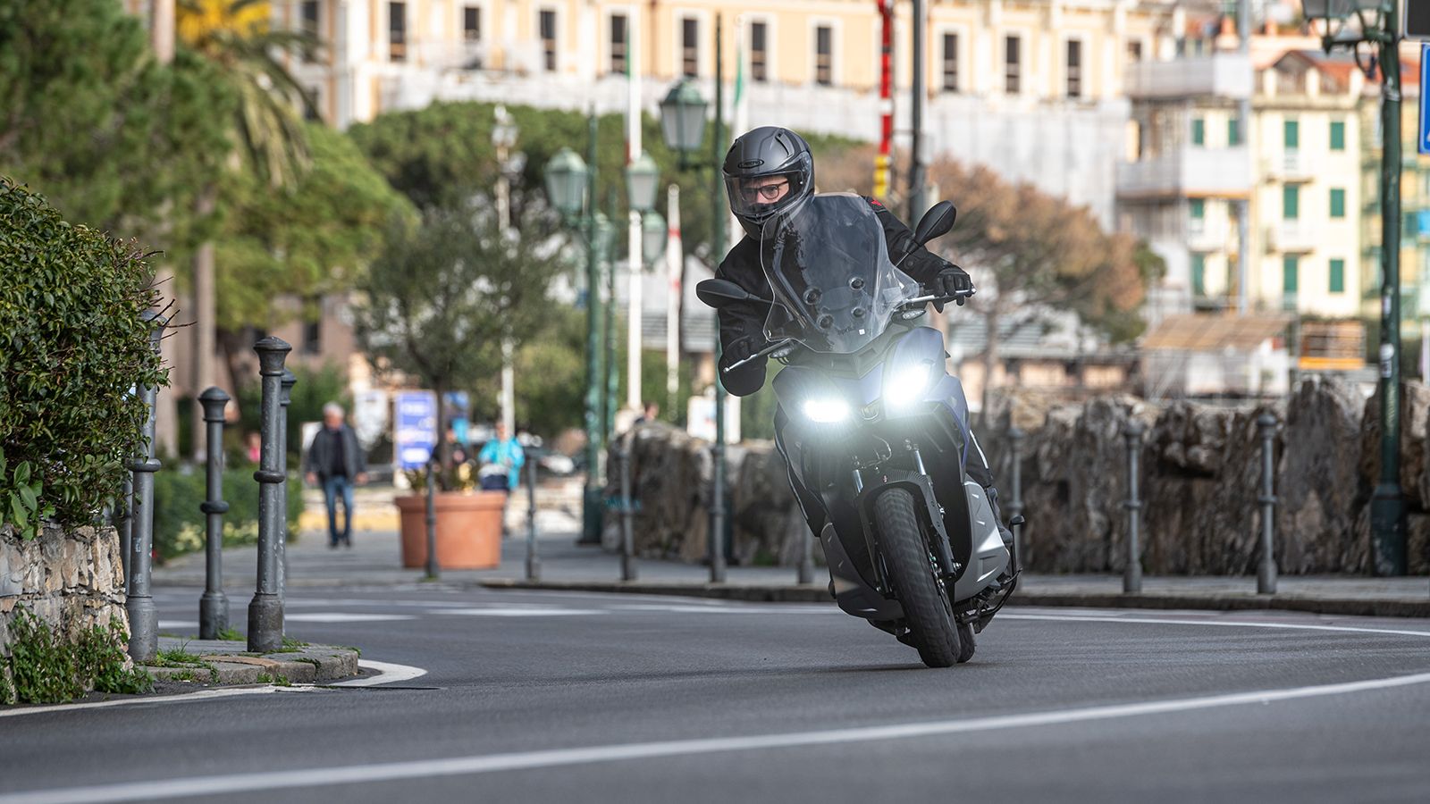 Aprilia SR GT 125 - SR GT 200 2022: Οδηγούμε στην Ιταλία