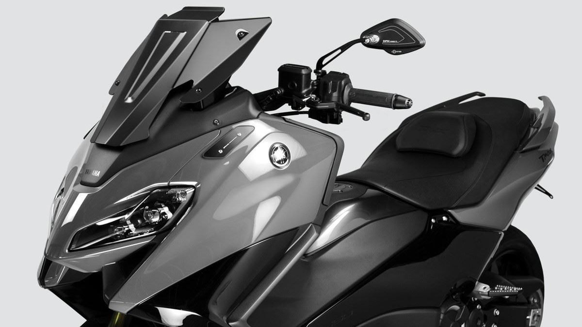Ζελατίνα De Pretto Moto Exential για Υamaha TMax 560 2022 