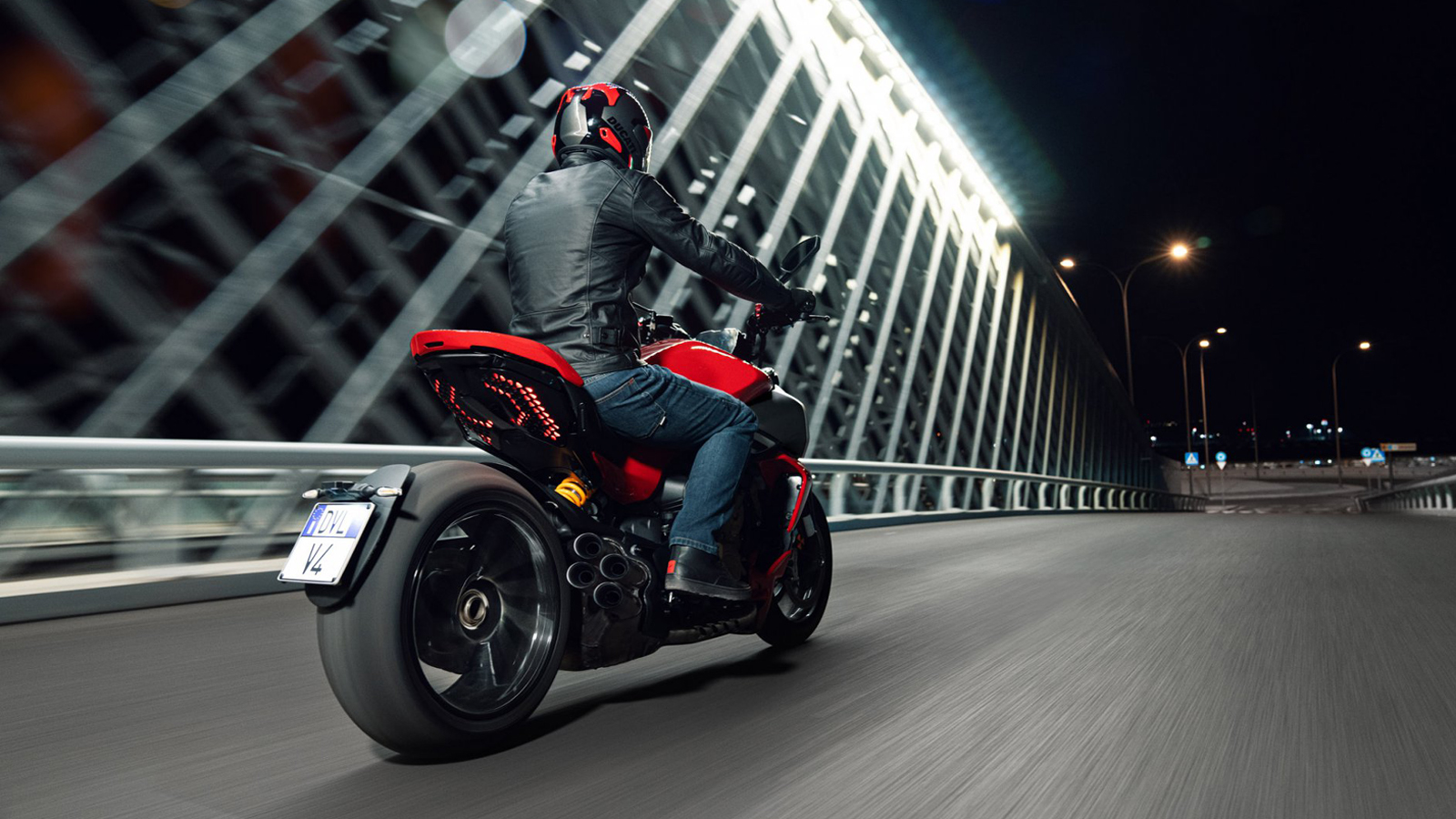 Ducati 4U: Χρηματοδοτικό που σε βάφει κόκκινο