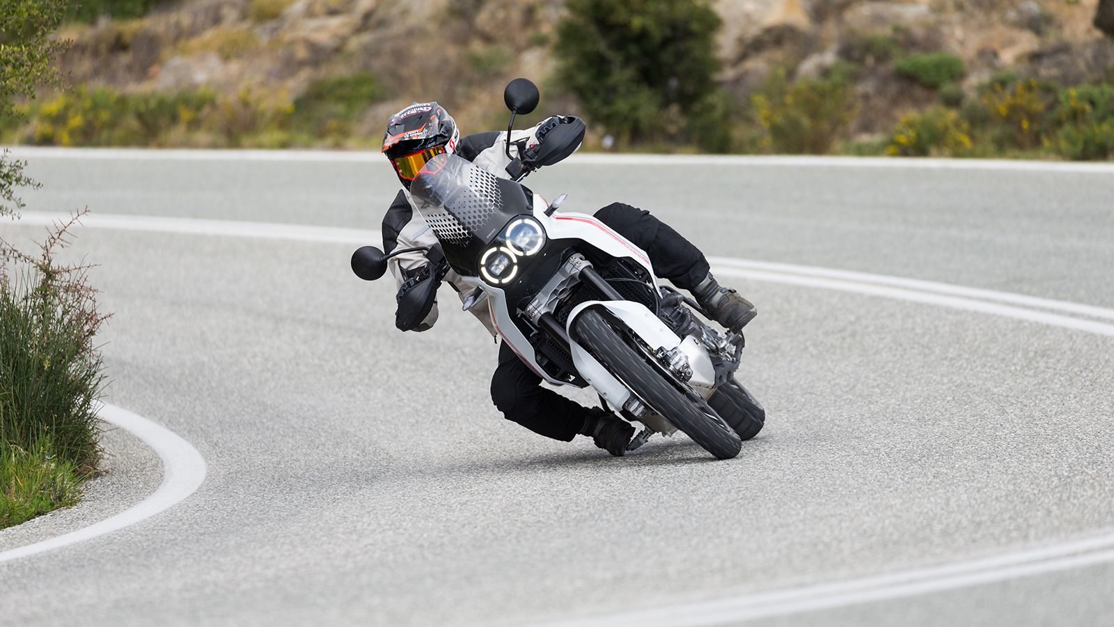 Ducati DesertX - Test
