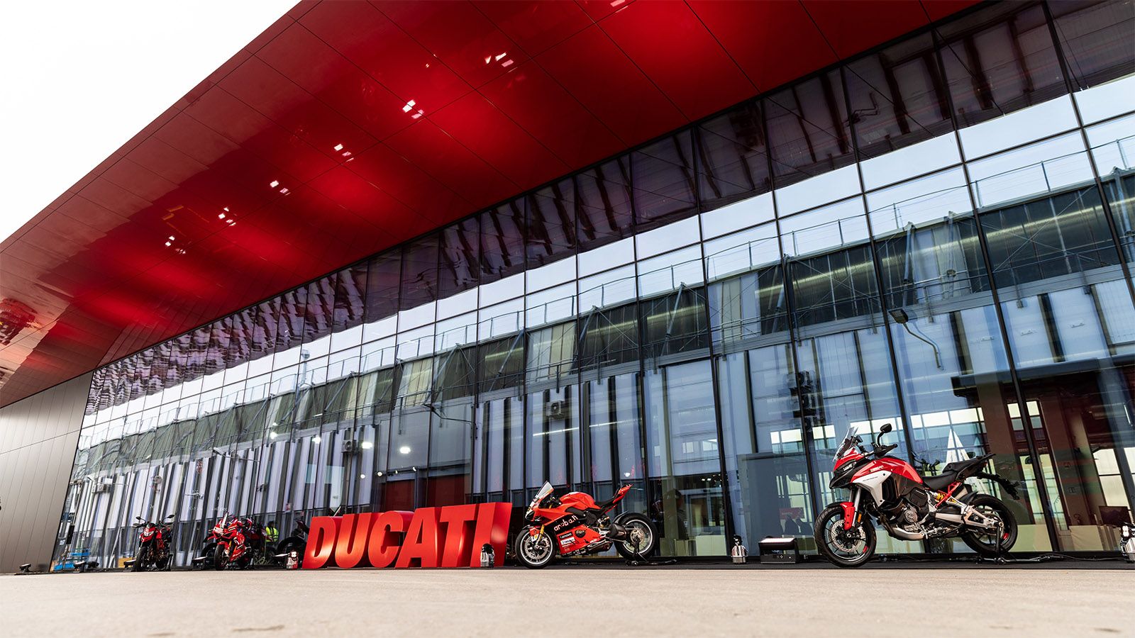 Η νέα κτιριακή εγκατάσταση της Ducati στο Borgo Panigale. 