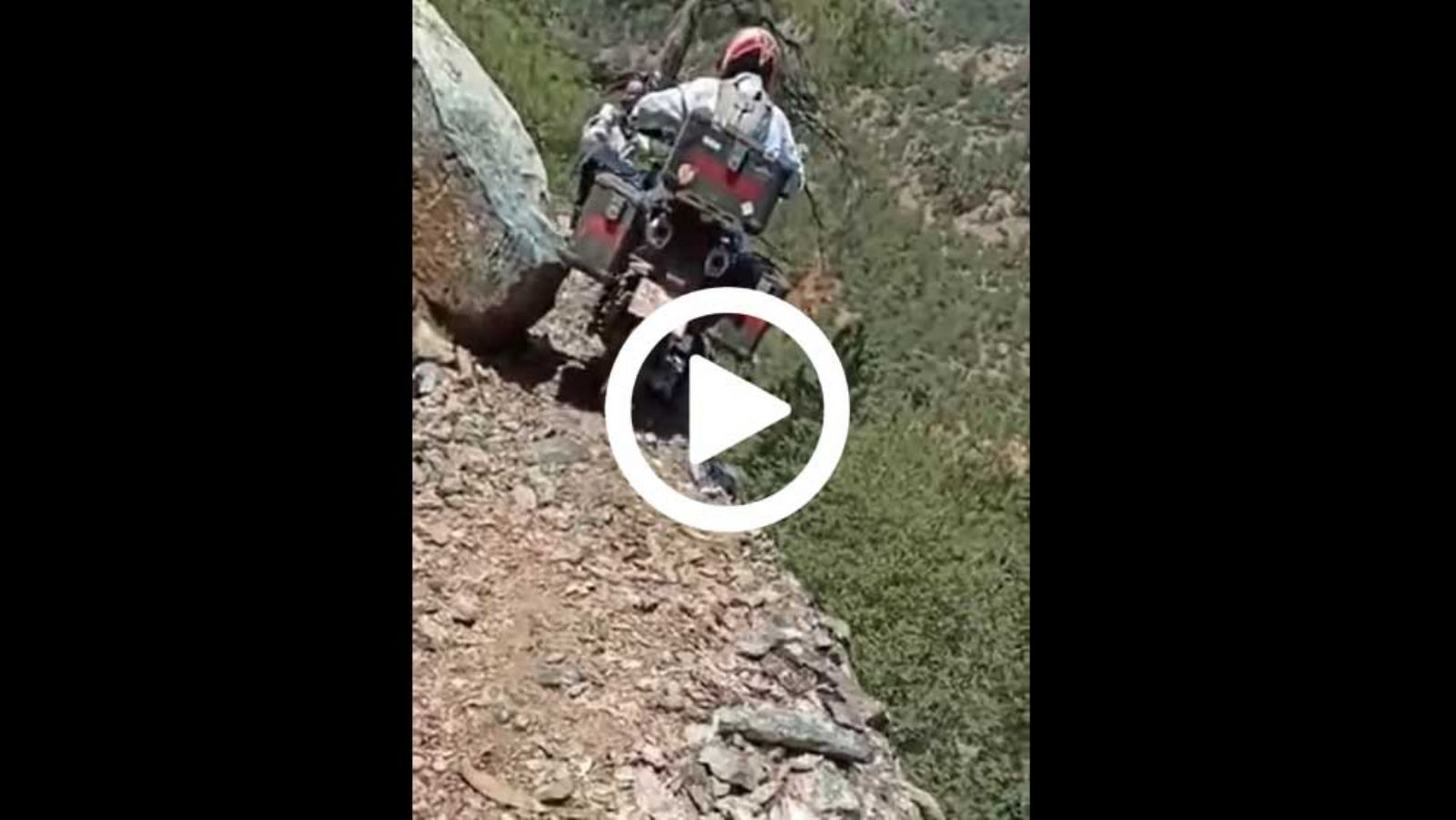 VIDEO: Ολική καταστροφή μετά από πτώση στο γκρεμό