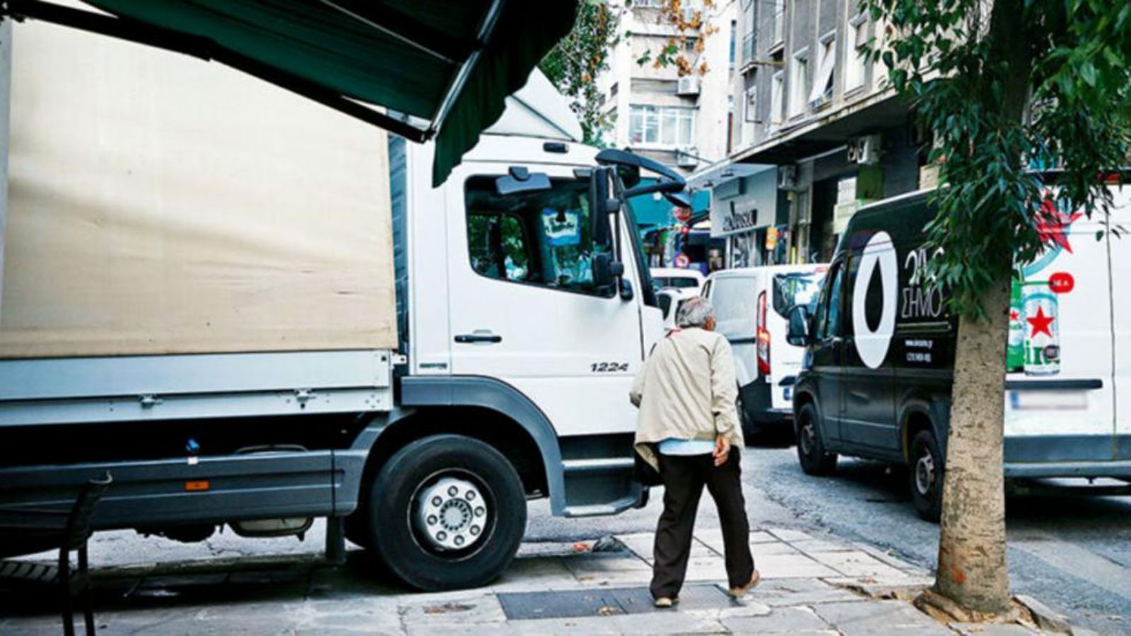 Τέλος τα φορτηγά στο κέντρο τις ώρες αιχμής