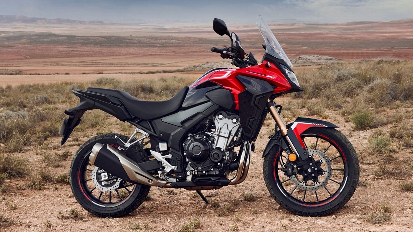 Η Honda CB500X, που πιάνει κορυφή στις ταξινομήσεις μοτοσυκλετών για το 1ο τρίμηνο του 2022. 