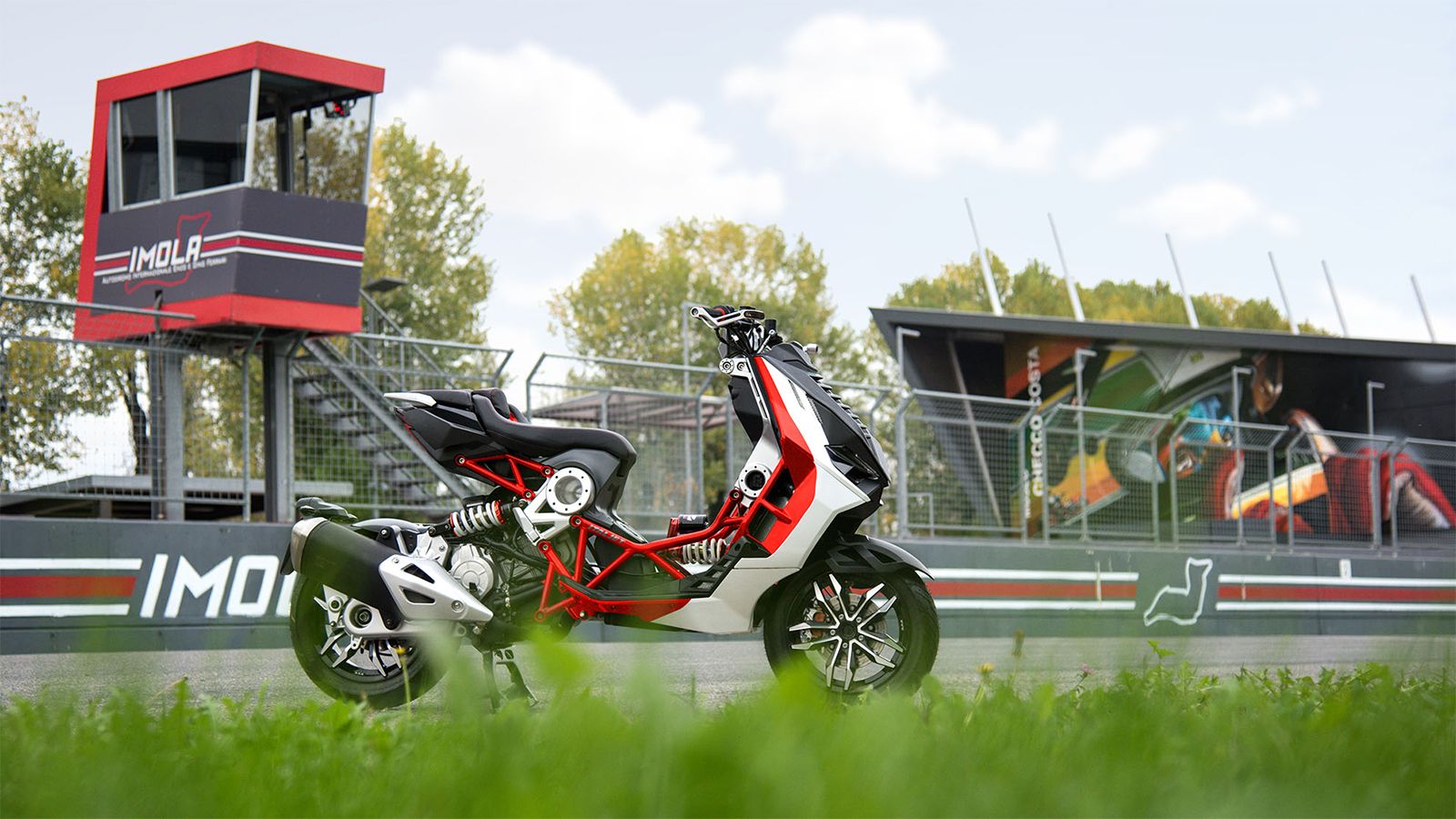 Το νέο Italjet Dragster.