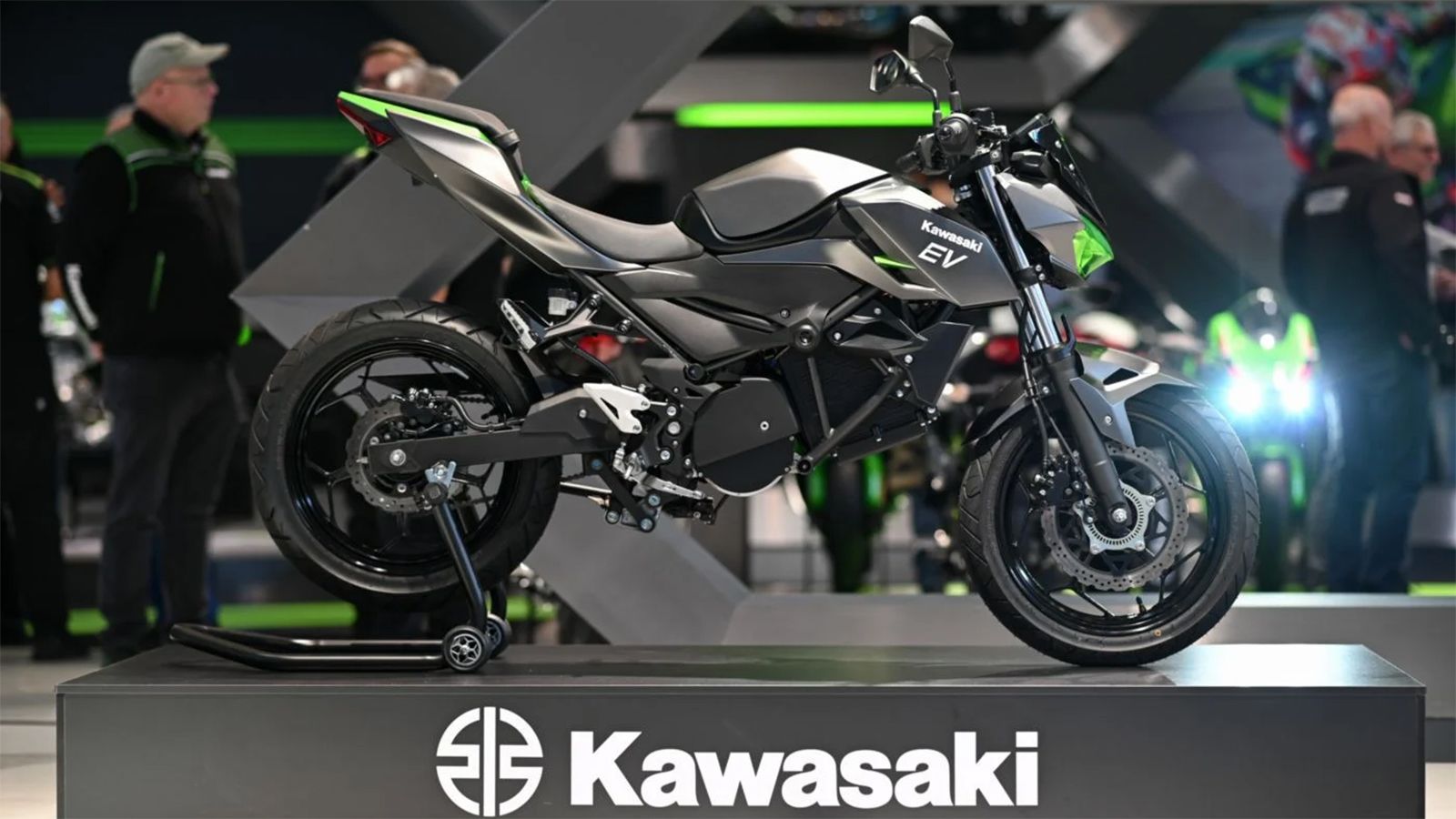 To Kawasaki EV στην Intermot