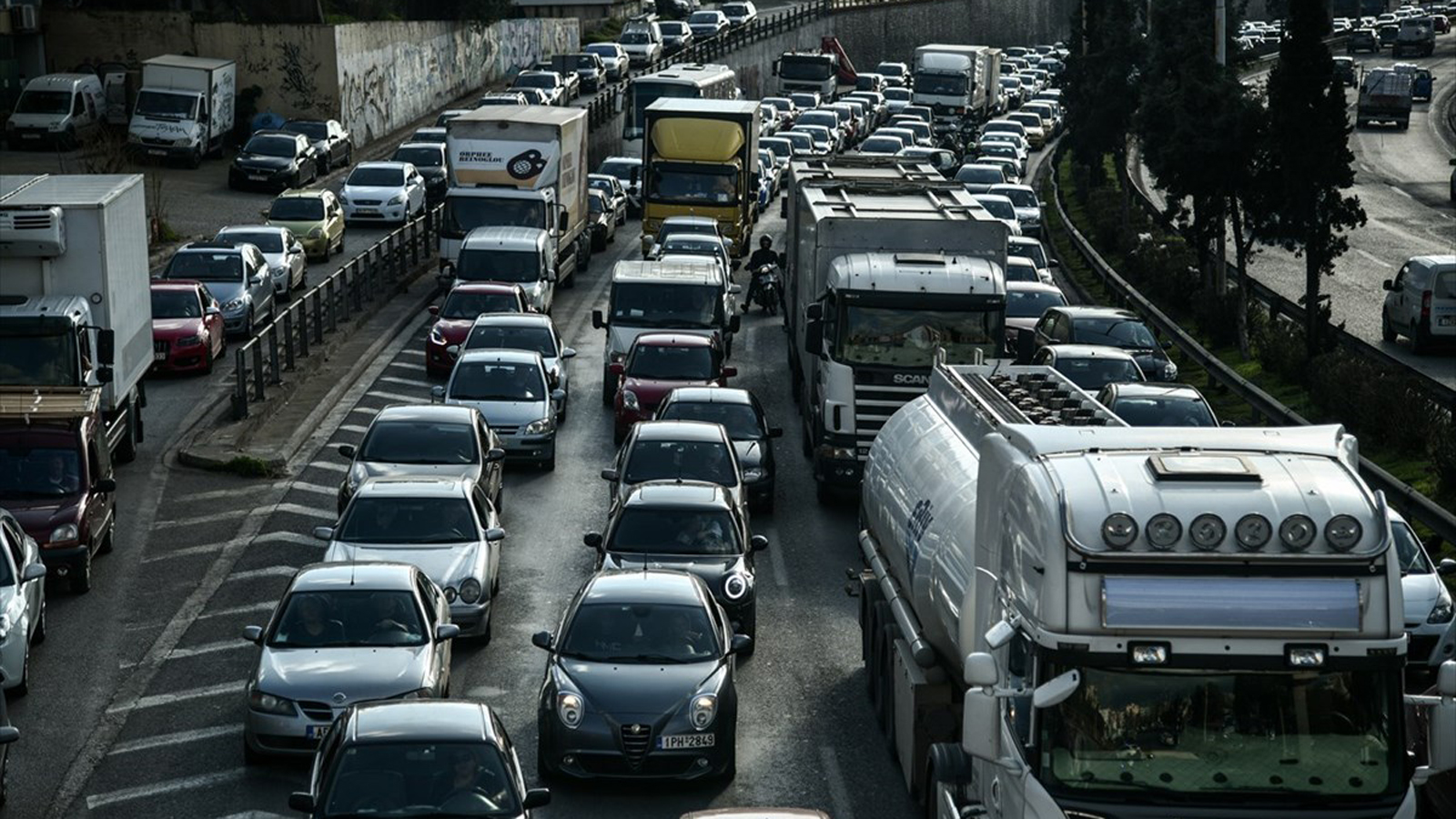 «Κόλαση» στον Κηφισό λόγω τροχαίου