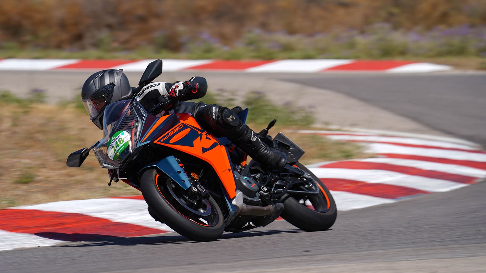 KTM RC 390 2022 - Test