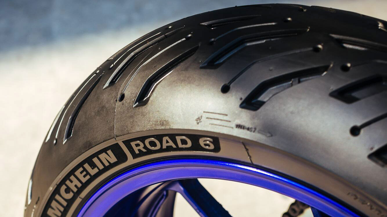 Νέο Michelin Road 6: 15% περισσότερη πρόσφυση στο βρεγμένο