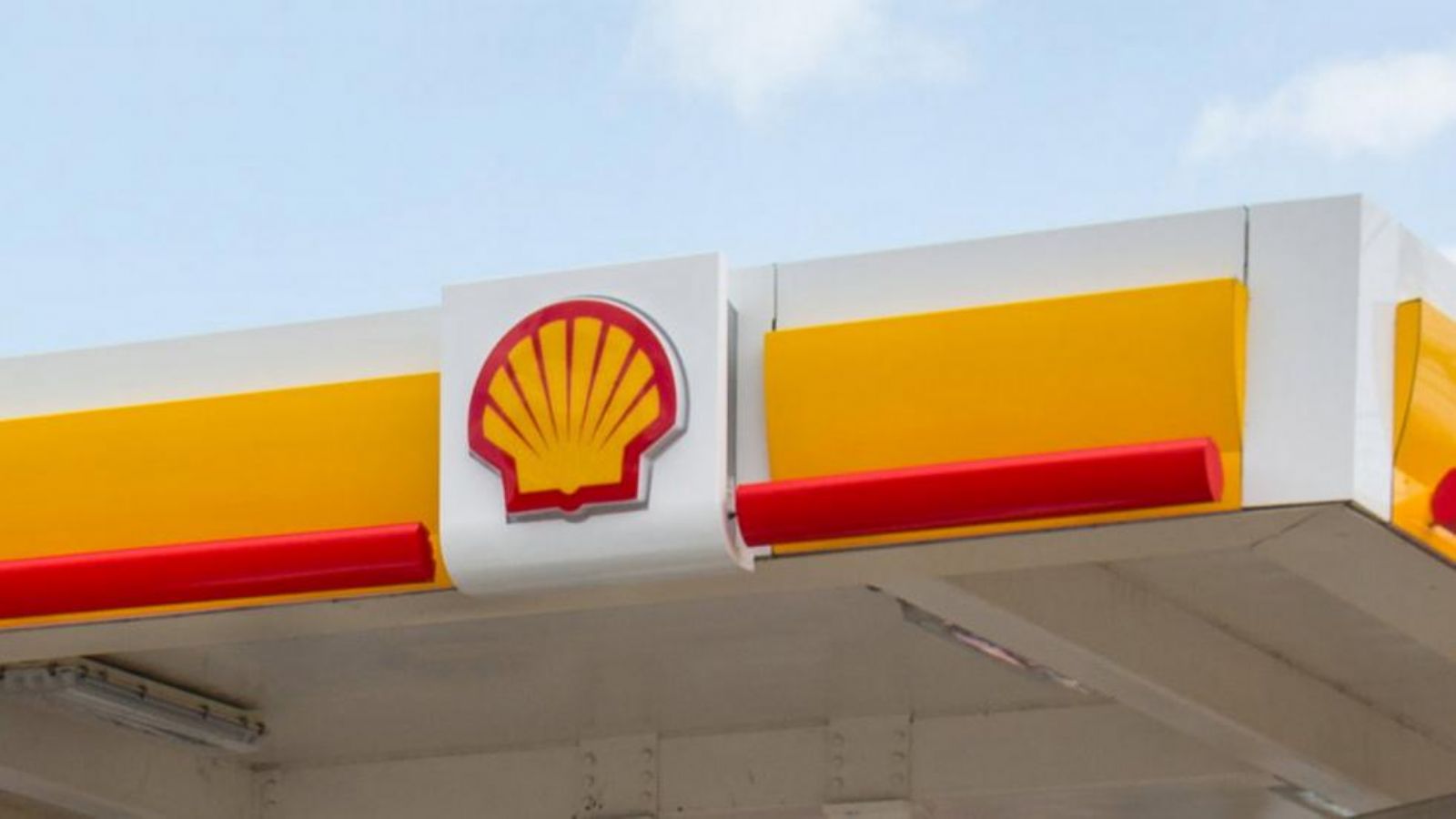 Shell: «Σκάνδαλο» με αγορά φθηνού πετρελαίου από την Ρωσία 