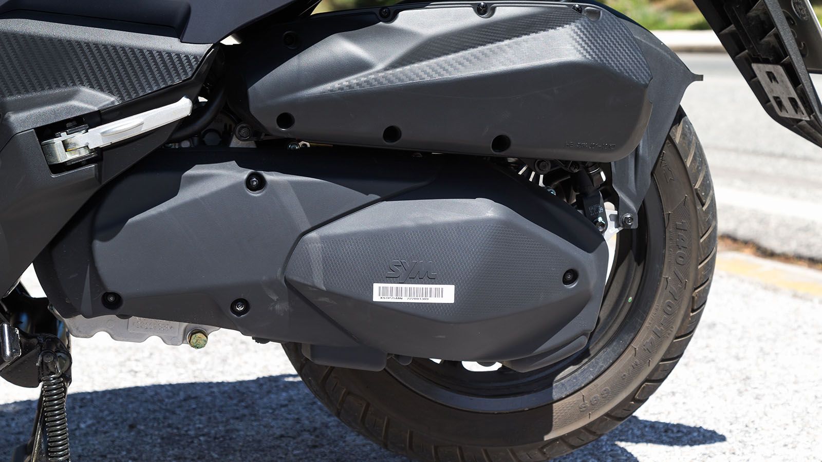 Κινητήρας 278 κ.εκ. με 26 ίππους και 2,7 kg-m ροπής.