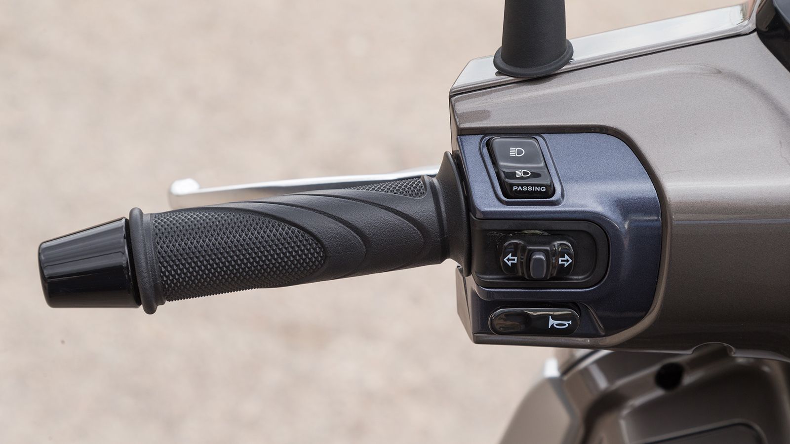 Οι διακόπτες και τα χειριστήρια. 