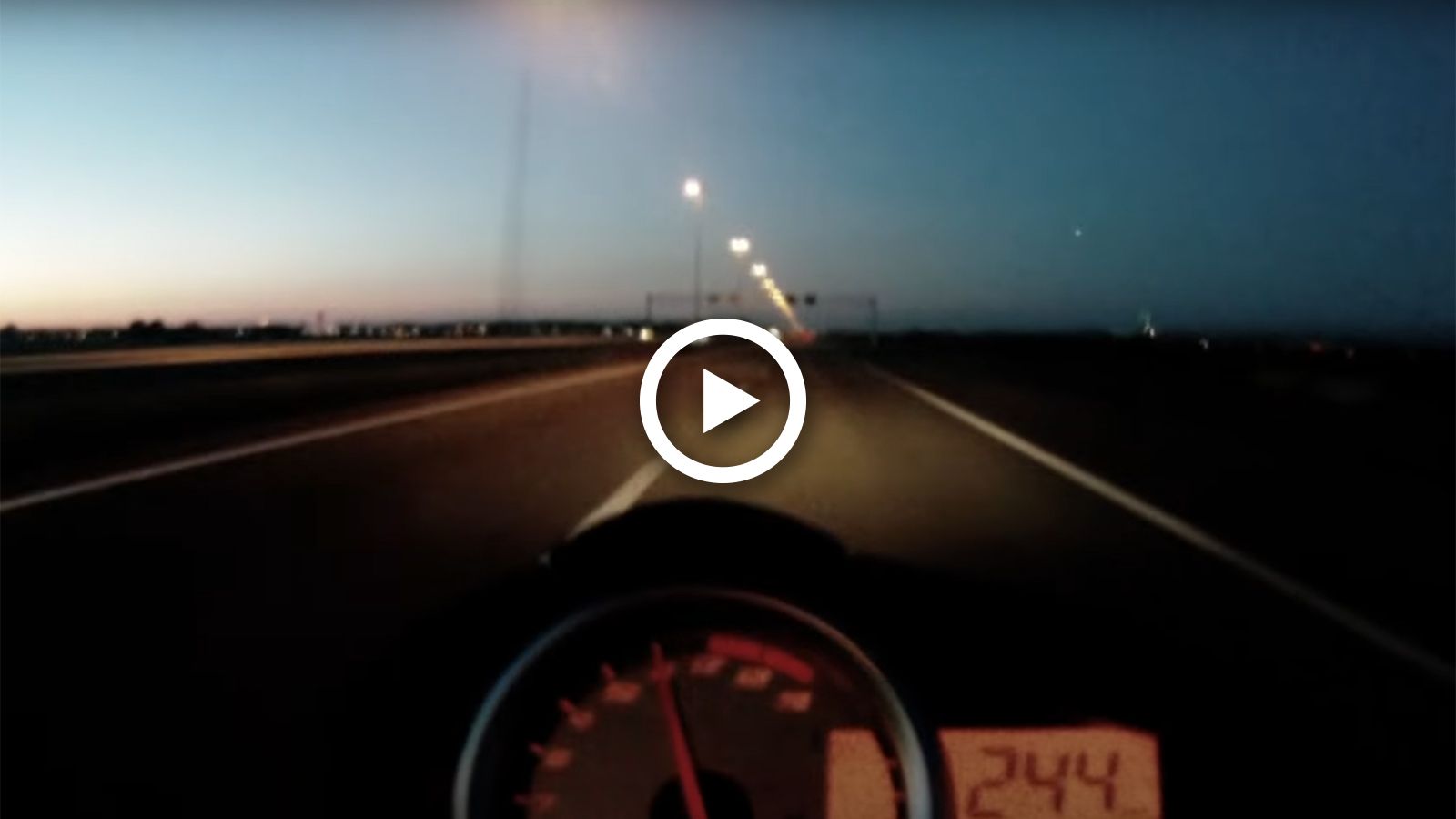 VIDEO: Αναβάτης με Z750 βγήκε για τελικιάσματα