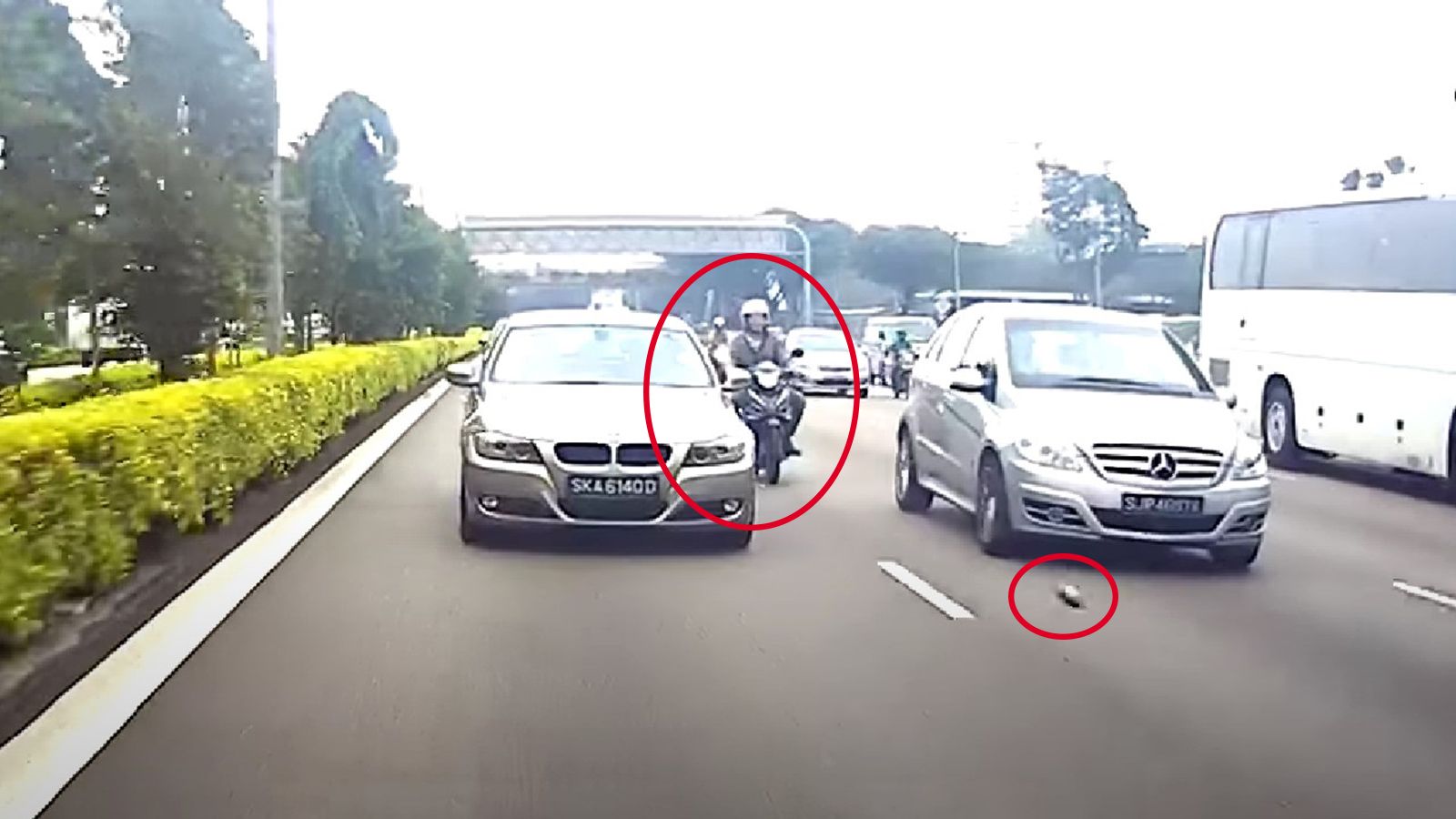 VIDEO: Πως ένα σκουπίδι στο δρόμο μπορεί να προκαλέσει ατύχημα