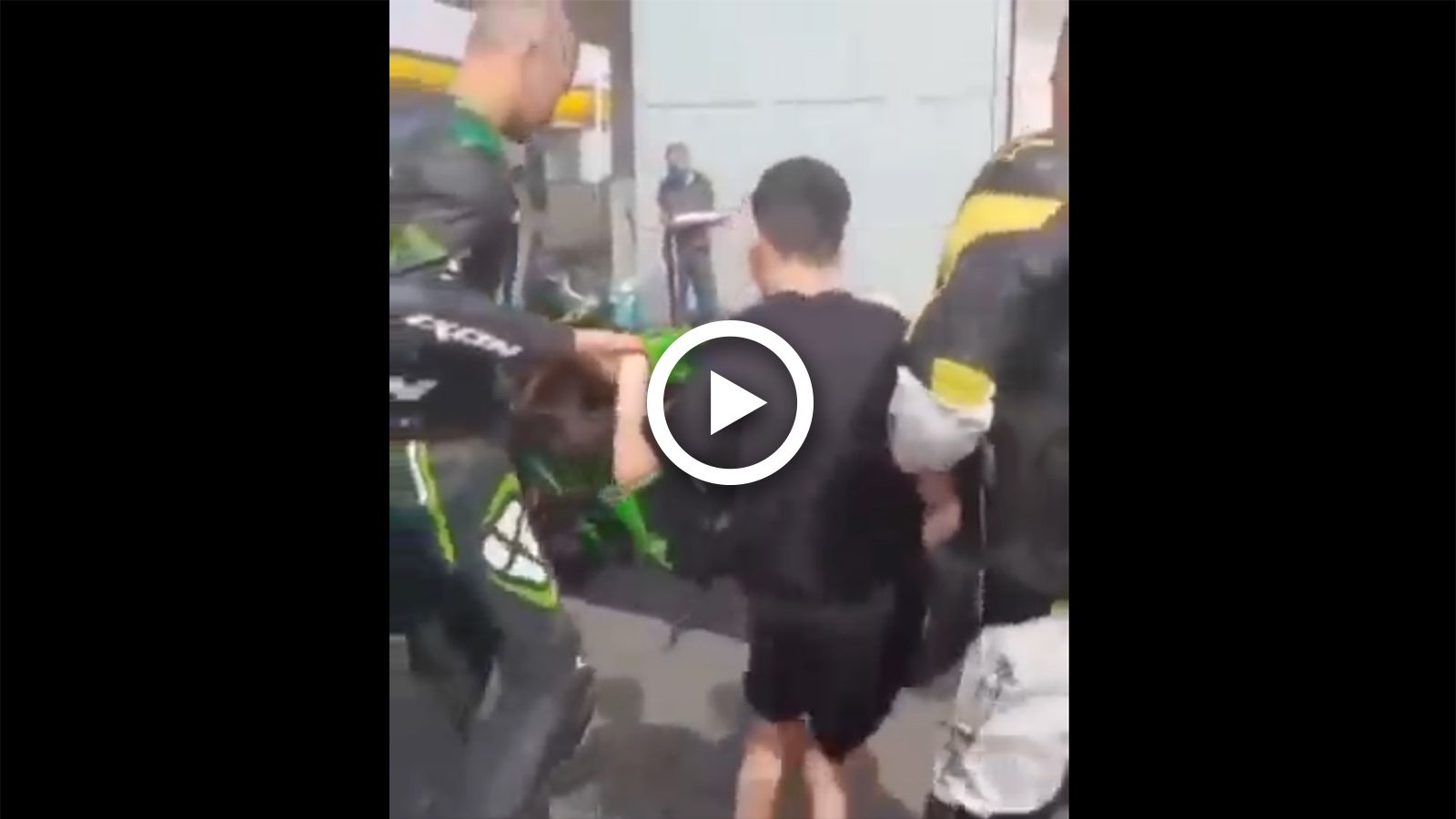 VIDEO: Μοτοσυκλετιστές προσφέρουν χαρά σε ένα παιδί με ειδικές ανάγκες