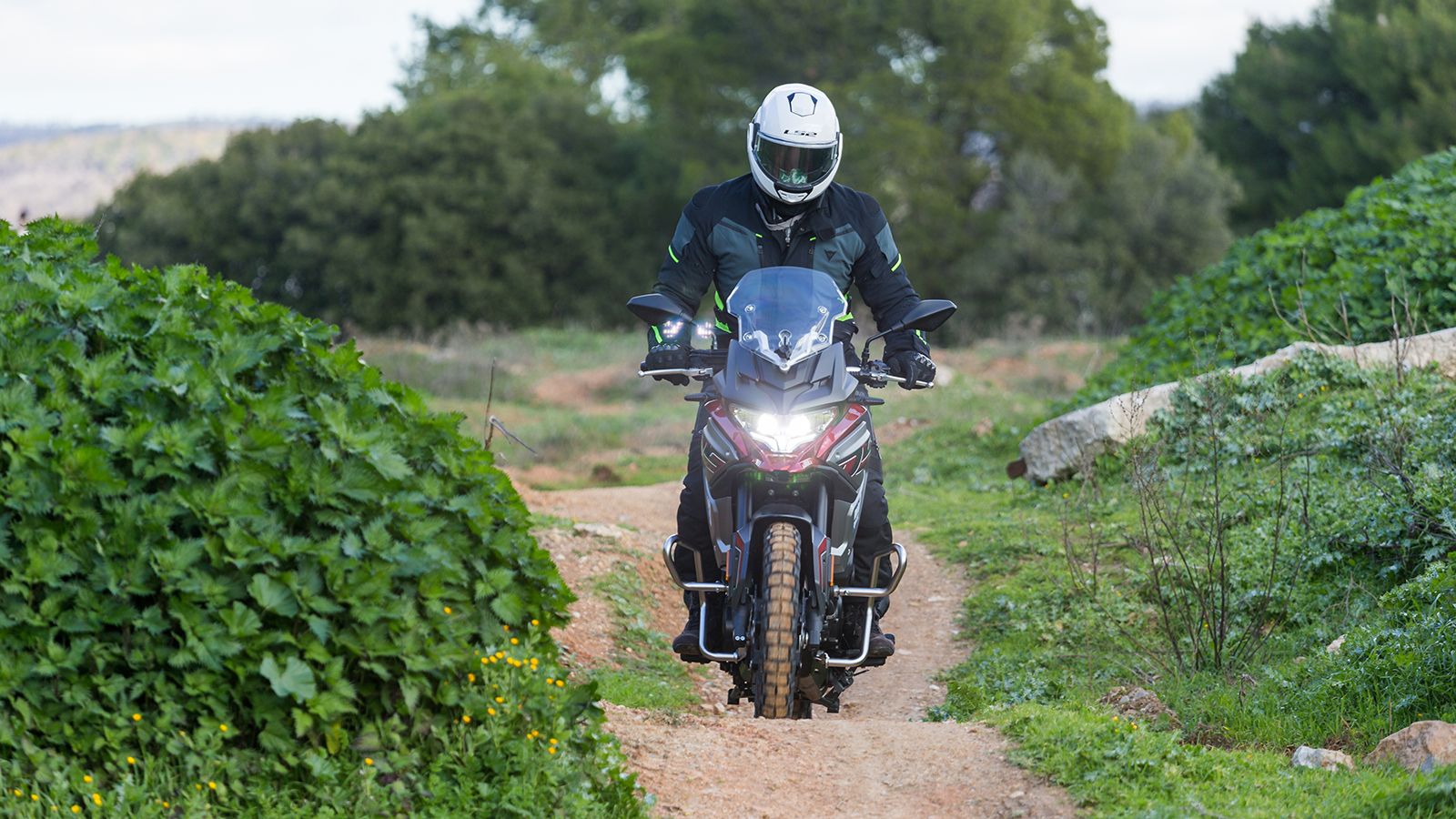 Voge 650DSX - Test: Το υπερδραστήριο! 