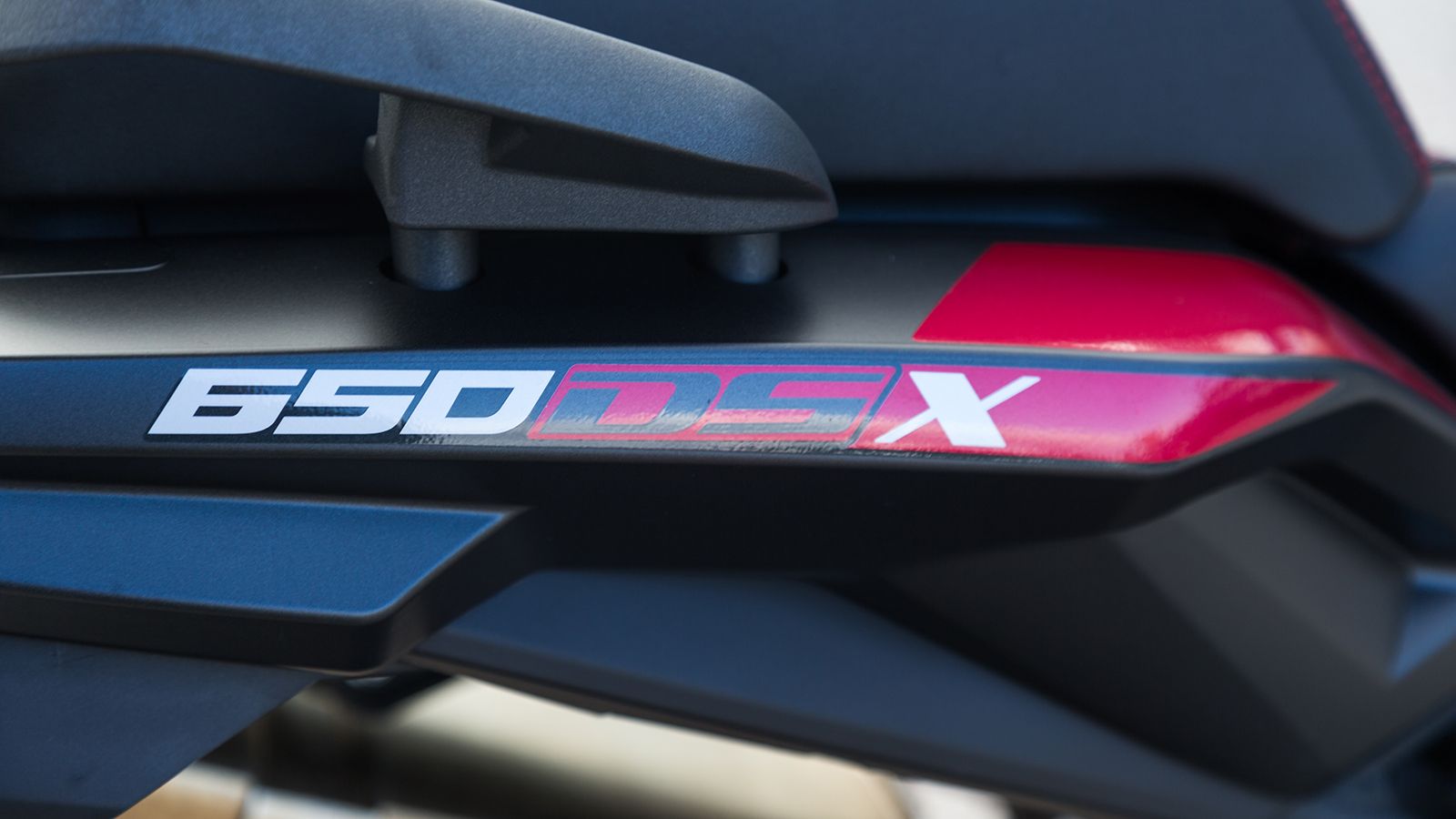 Voge 650DSX - Test: Το υπερδραστήριο! 