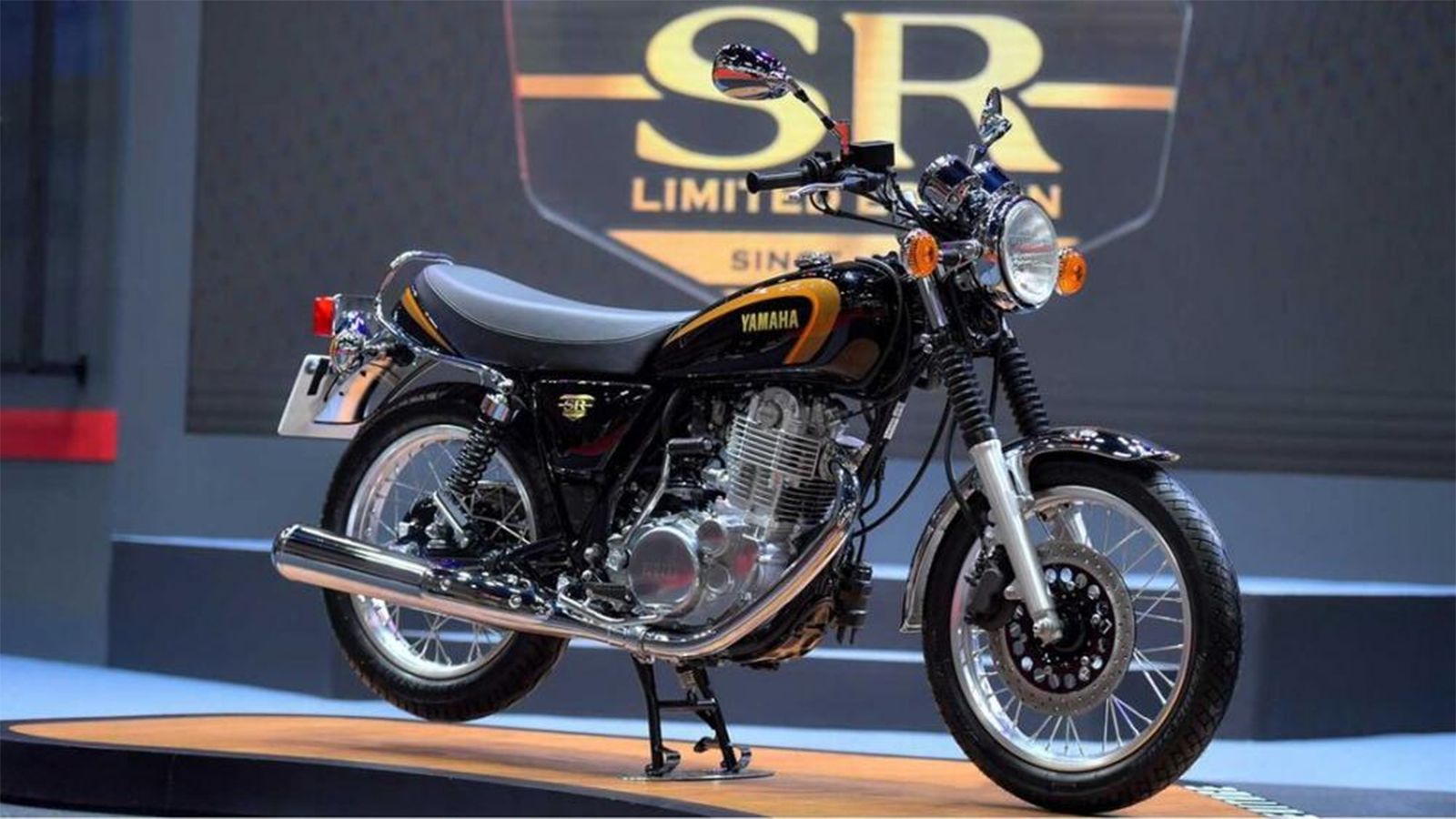 Η επετειακή Yamaha SR 400 της Ταϊλάνδης