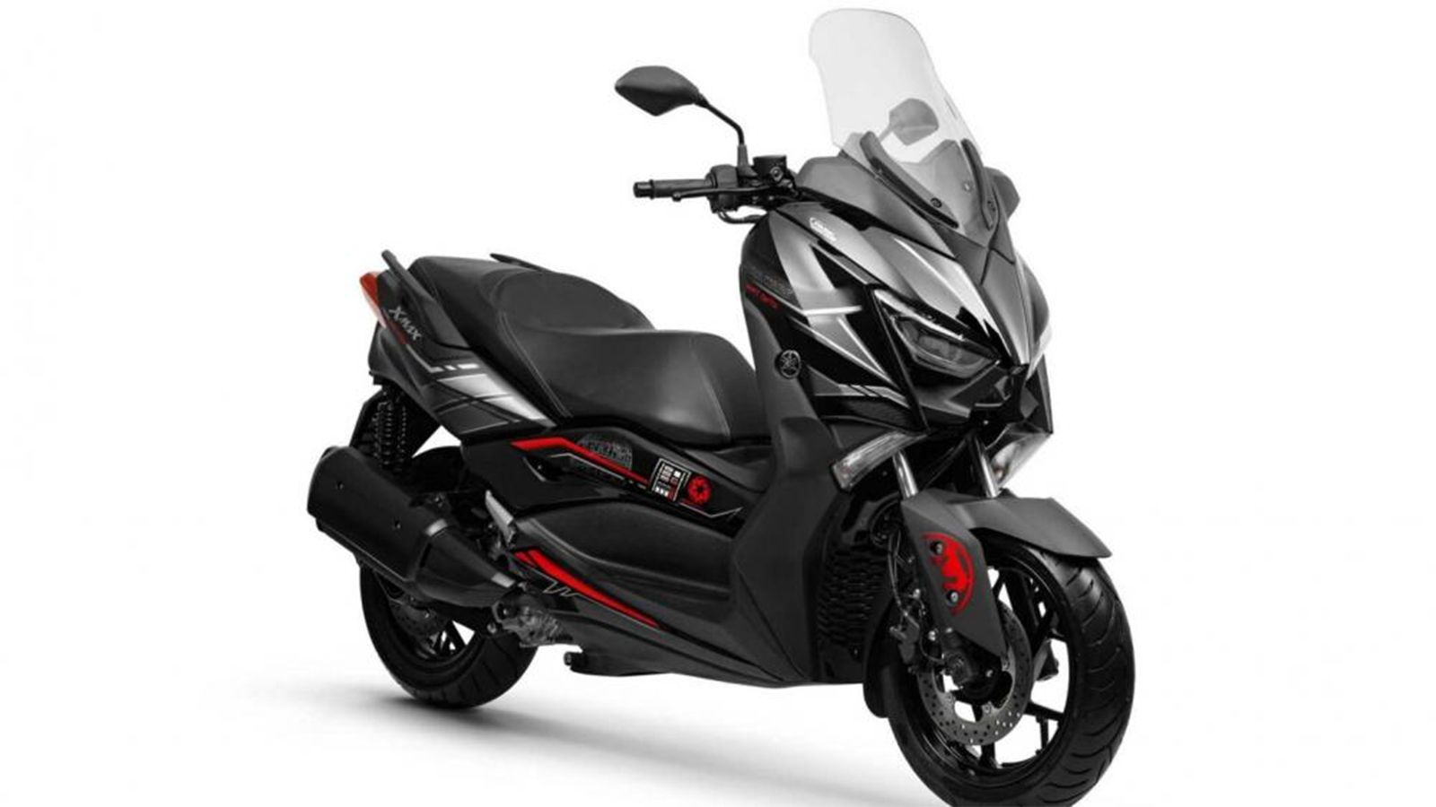 Το Yamaha XMAX 250 Darth Vader Edition