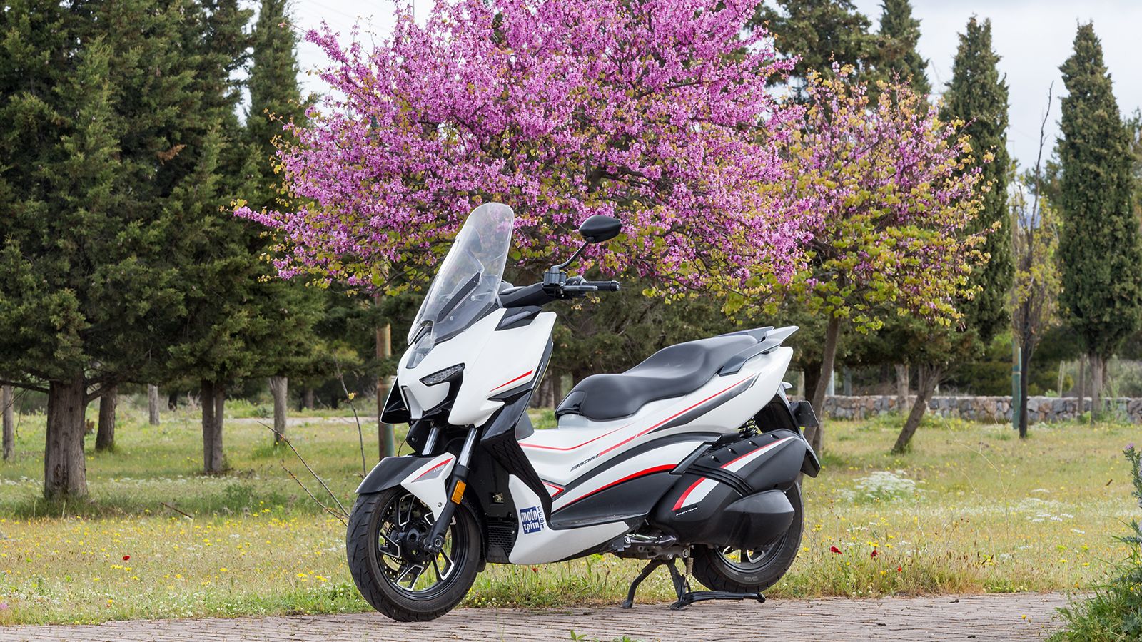 Zontes M310: Ανεβάζει τον πήχη της κατηγορίας σε επιδόσεις