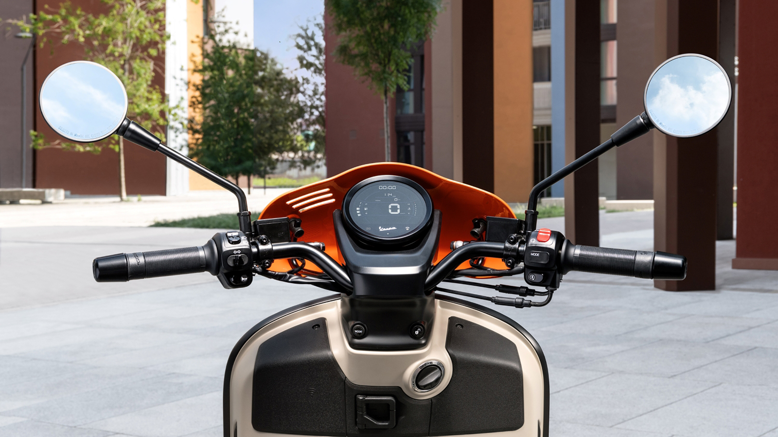 Νέα Vespa GTV: Η ισχυρότερη και η πιο σπορ Vespa είναι εδώ  